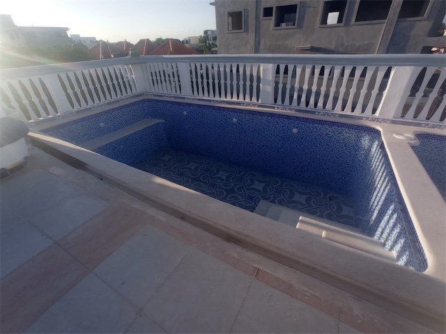 casas - Venta de casa de 3 niveles la autopista de san Isidro brisa oriental con piscina 7
