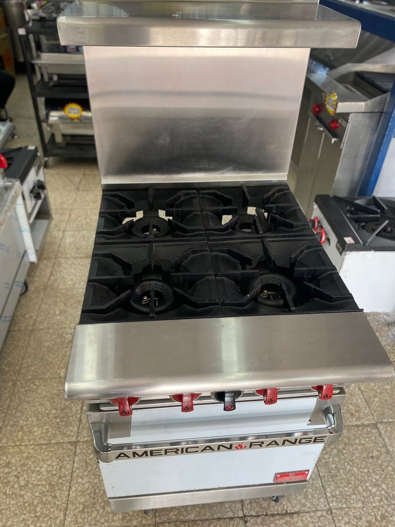 equipos profesionales - Estufa American Range de 4 Hornillas con Horno  3