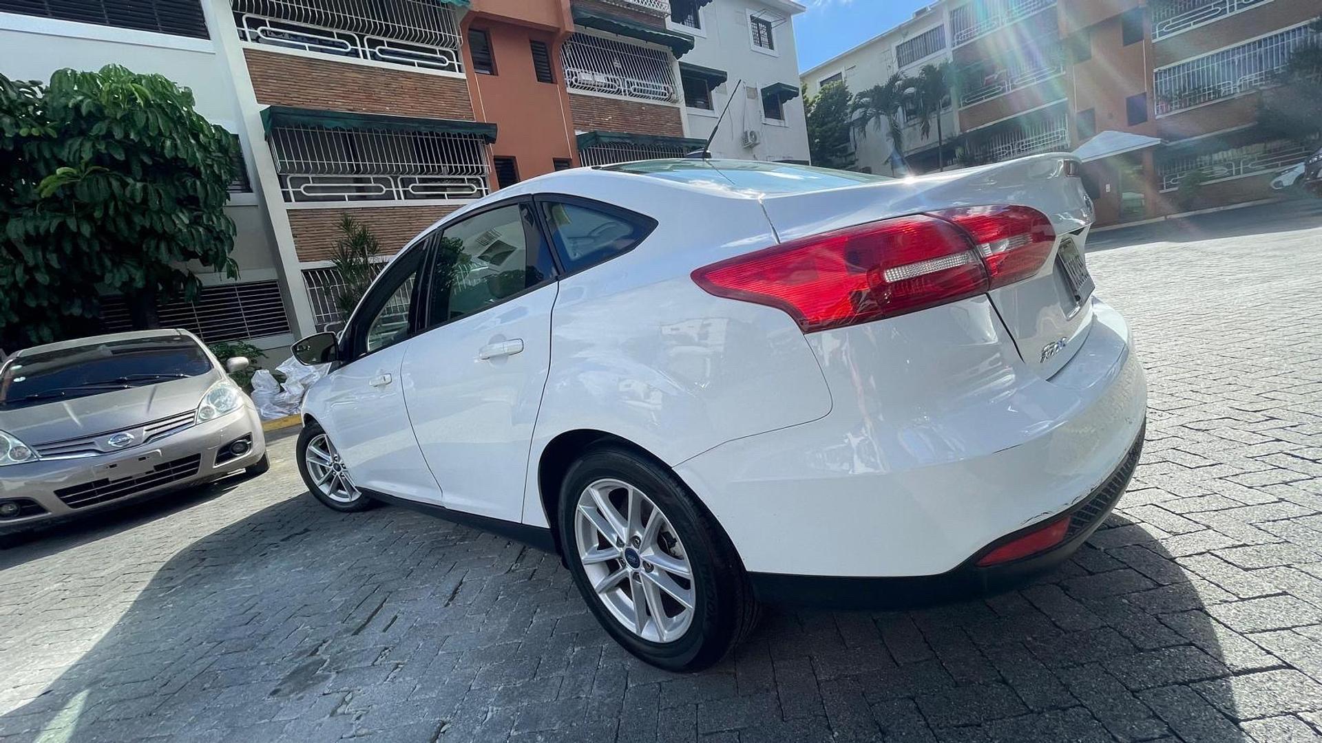 carros - Ford Focus 2018 1