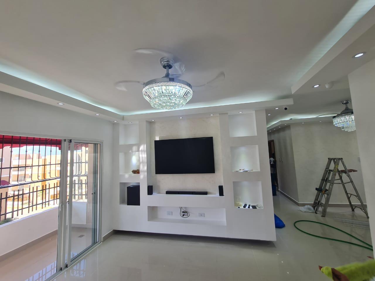 apartamentos -  Apartamento en Venta, Residencial Colinas III, Santo Domingo Oeste.
