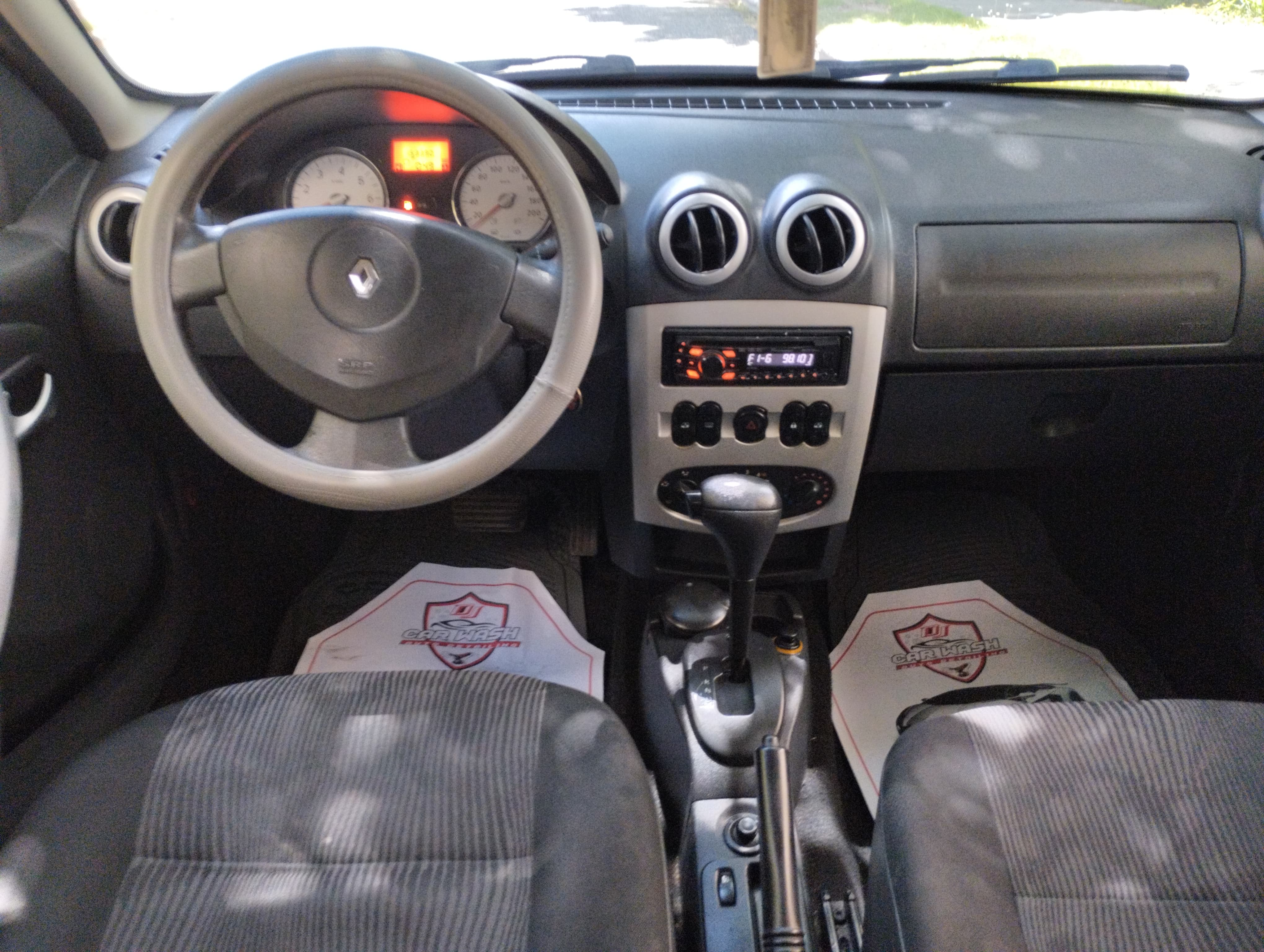otros vehiculos - Renault Sandero 2012 automático  6