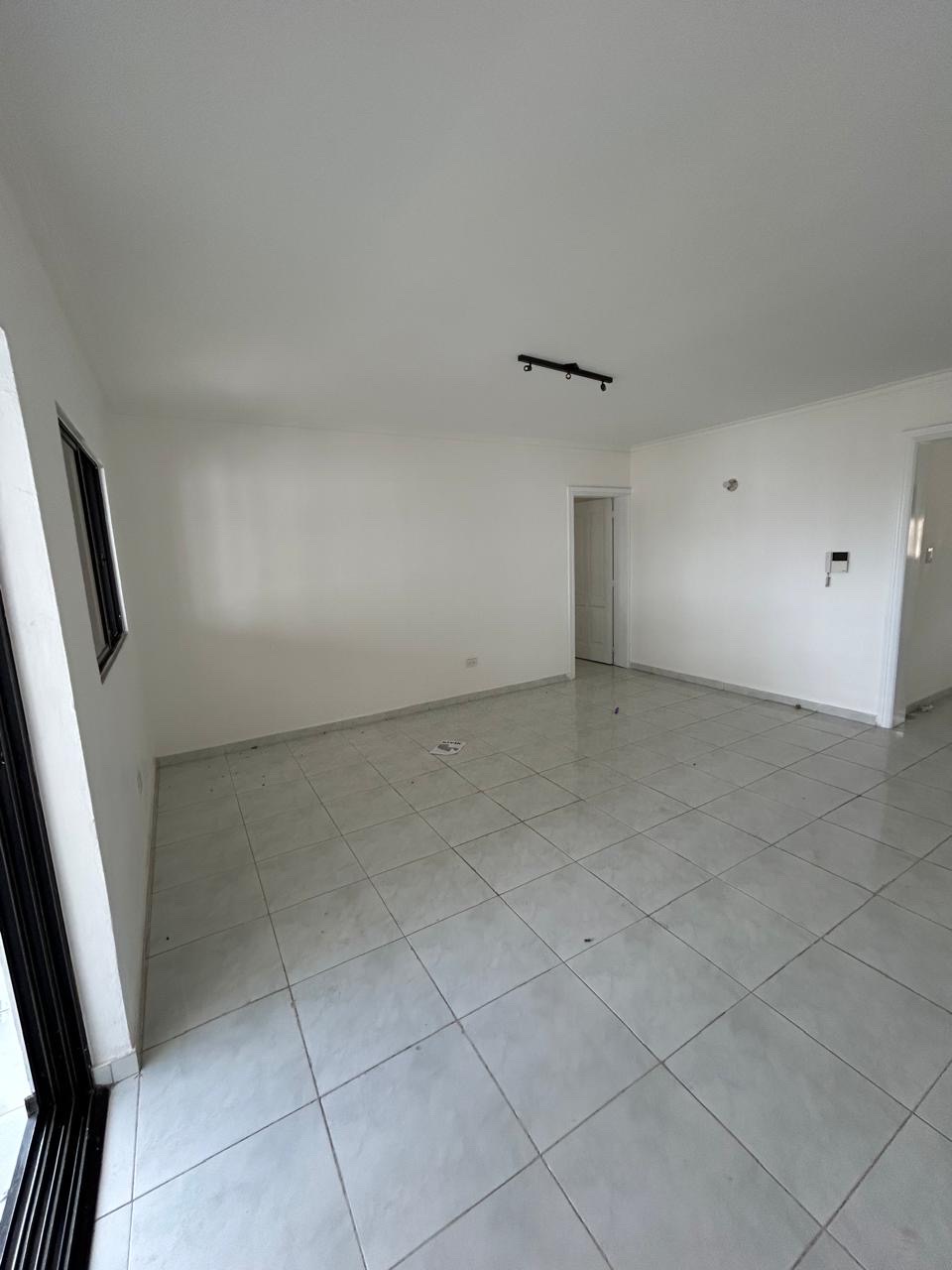 apartamentos - apartamento en alquiler -Evaristo Morales 4