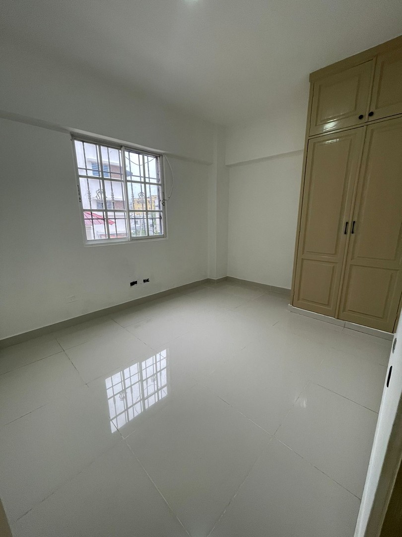 apartamentos - Se vende apartamento en Villa Aura 3