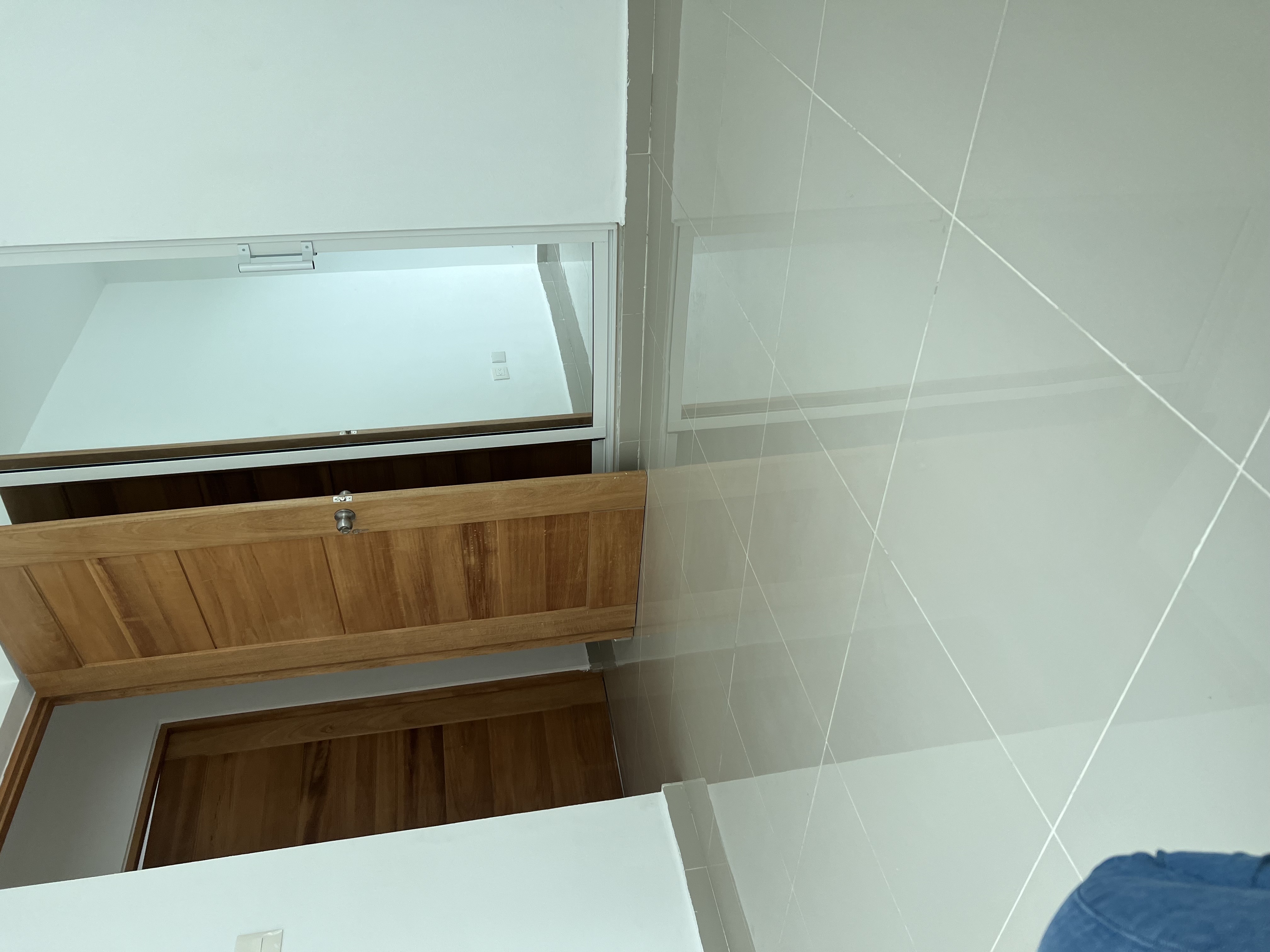 apartamentos - SE ALQUILA CERCA DEL METRO ., AV PRINCIPAL  8