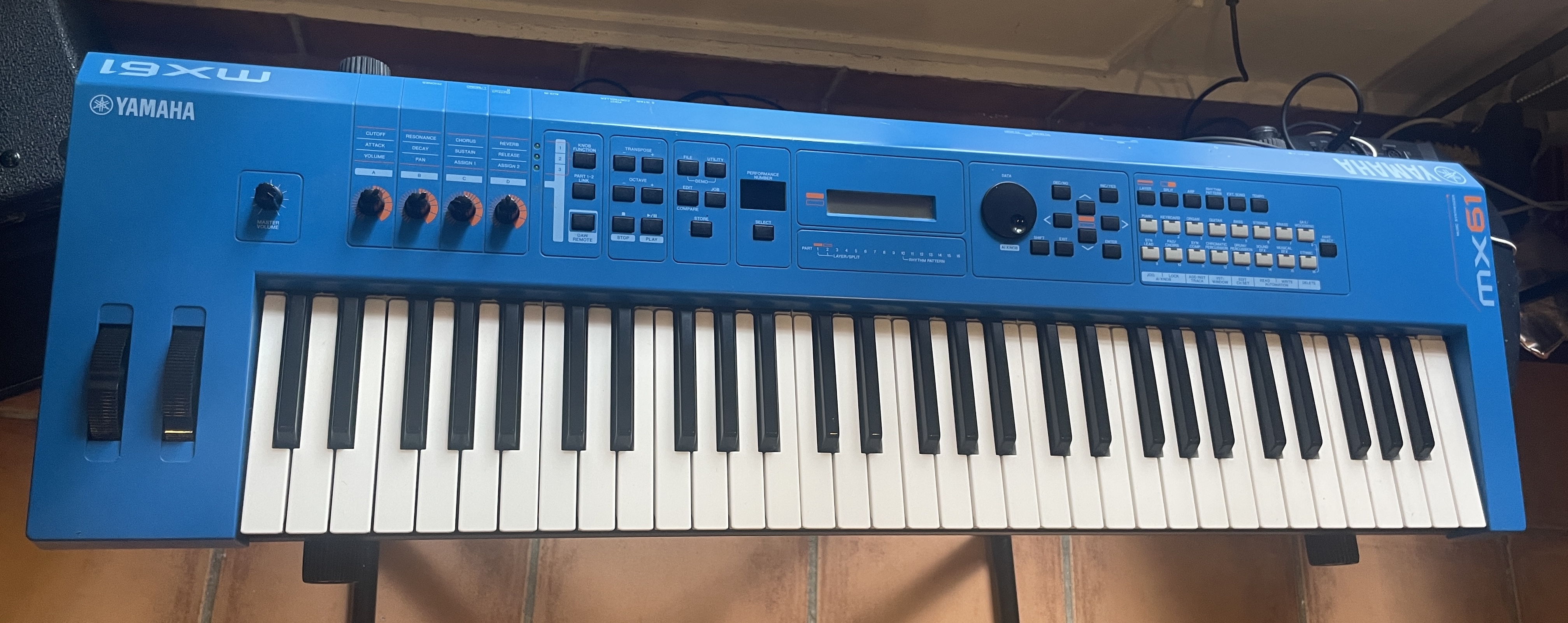 instrumentos musicales - Sintetizador Yamaha MX61 (azul) 3