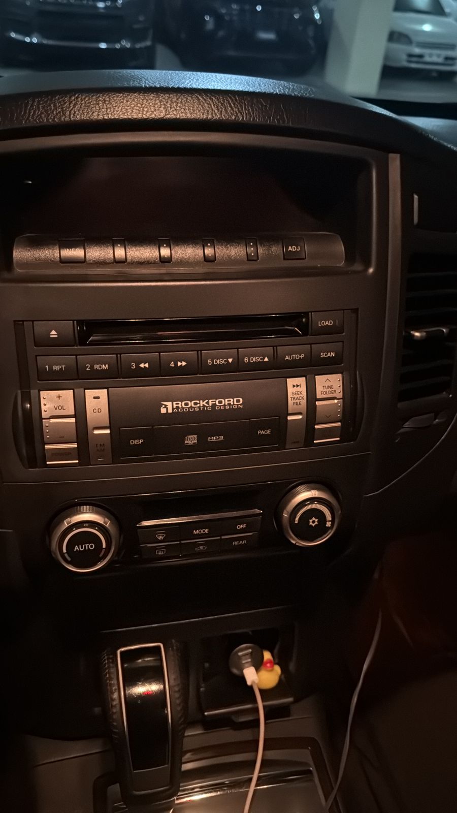 jeepetas y camionetas - Mitsubishi Montero 2014 Diesel  4