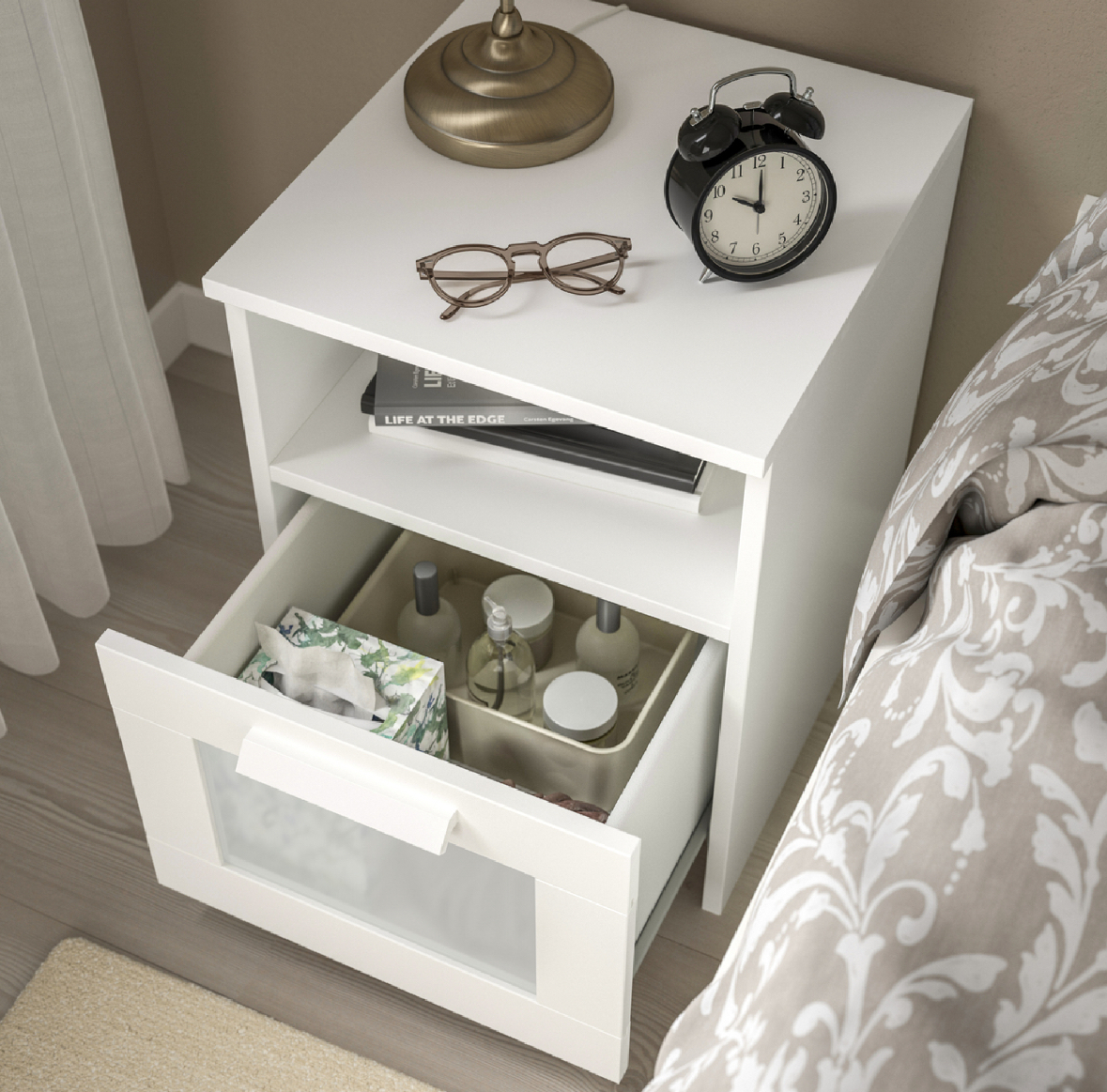 muebles y colchones - Mesa de noche  2