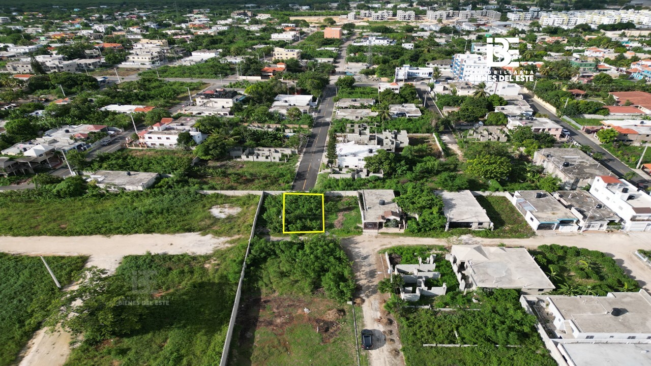 solares y terrenos - Se Vende Solar con 171 metros. Residencial Paraiso 1