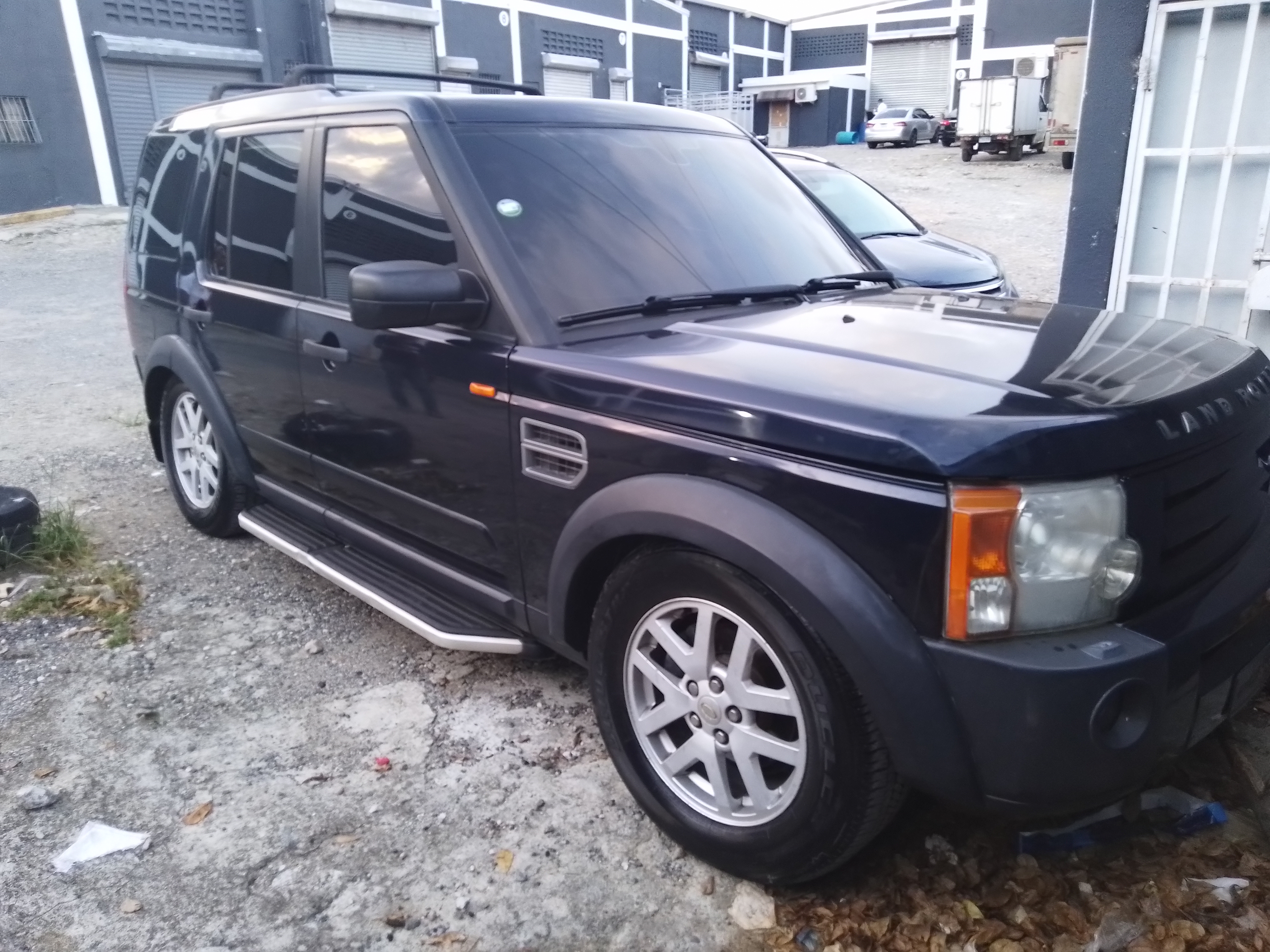 jeepetas y camionetas - Vendo Land Rover Discovery 3 2008 0