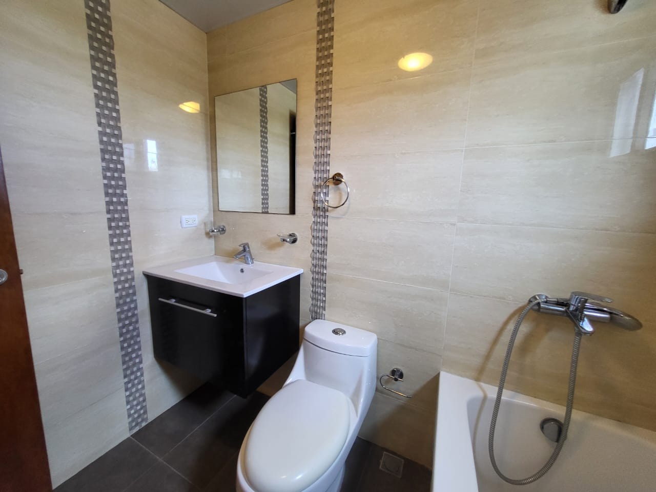 apartamentos - Apartamento en Venta en Evaristo Morales, 2 hab, 2 baños 6