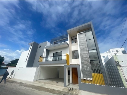 casas - Venta de lujosa casa en la autopista de san Isidro prado oriental Santo Domingo 