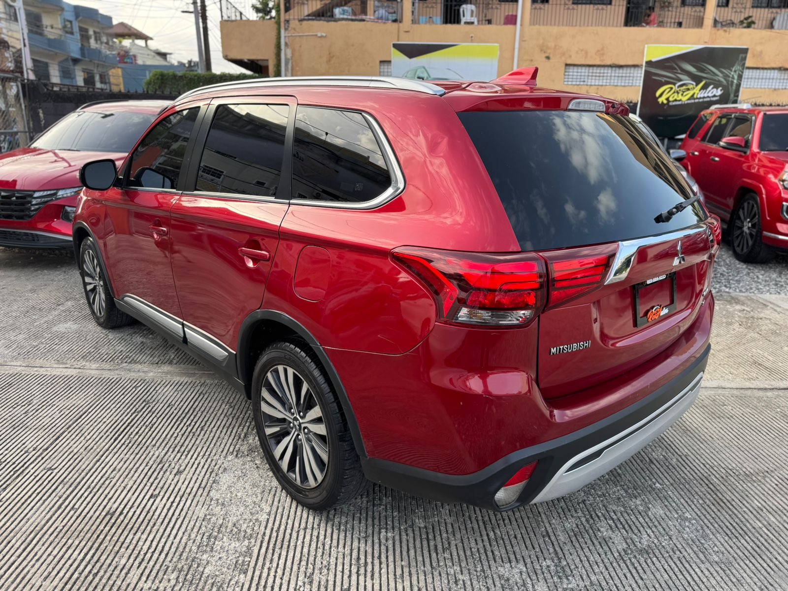 jeepetas y camionetas - Mitsubishi Outlander SEL 2019 3