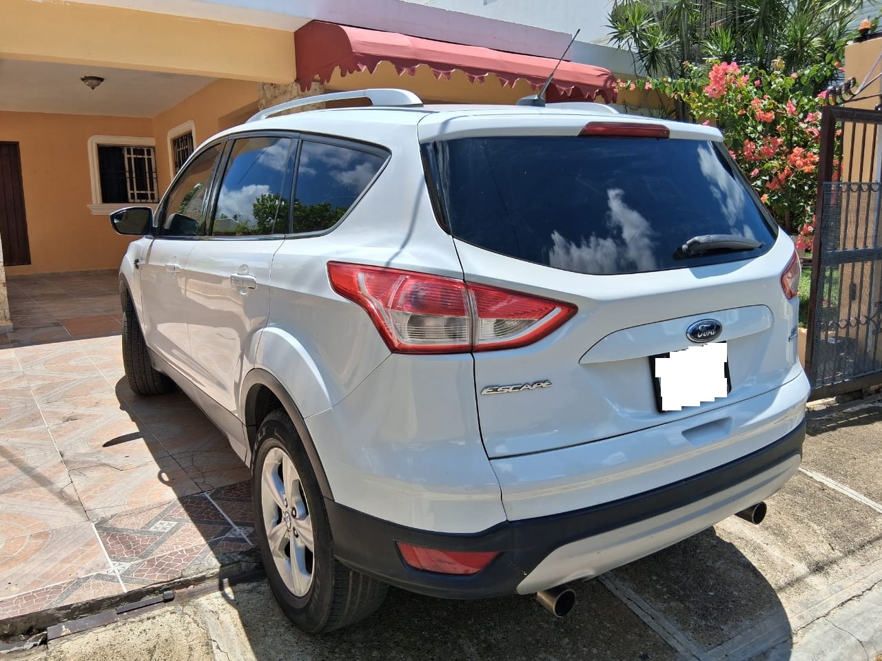 jeepetas y camionetas - FORD ESCAPE 2013, 1.6L TURBO, 4 CILINDROS 4