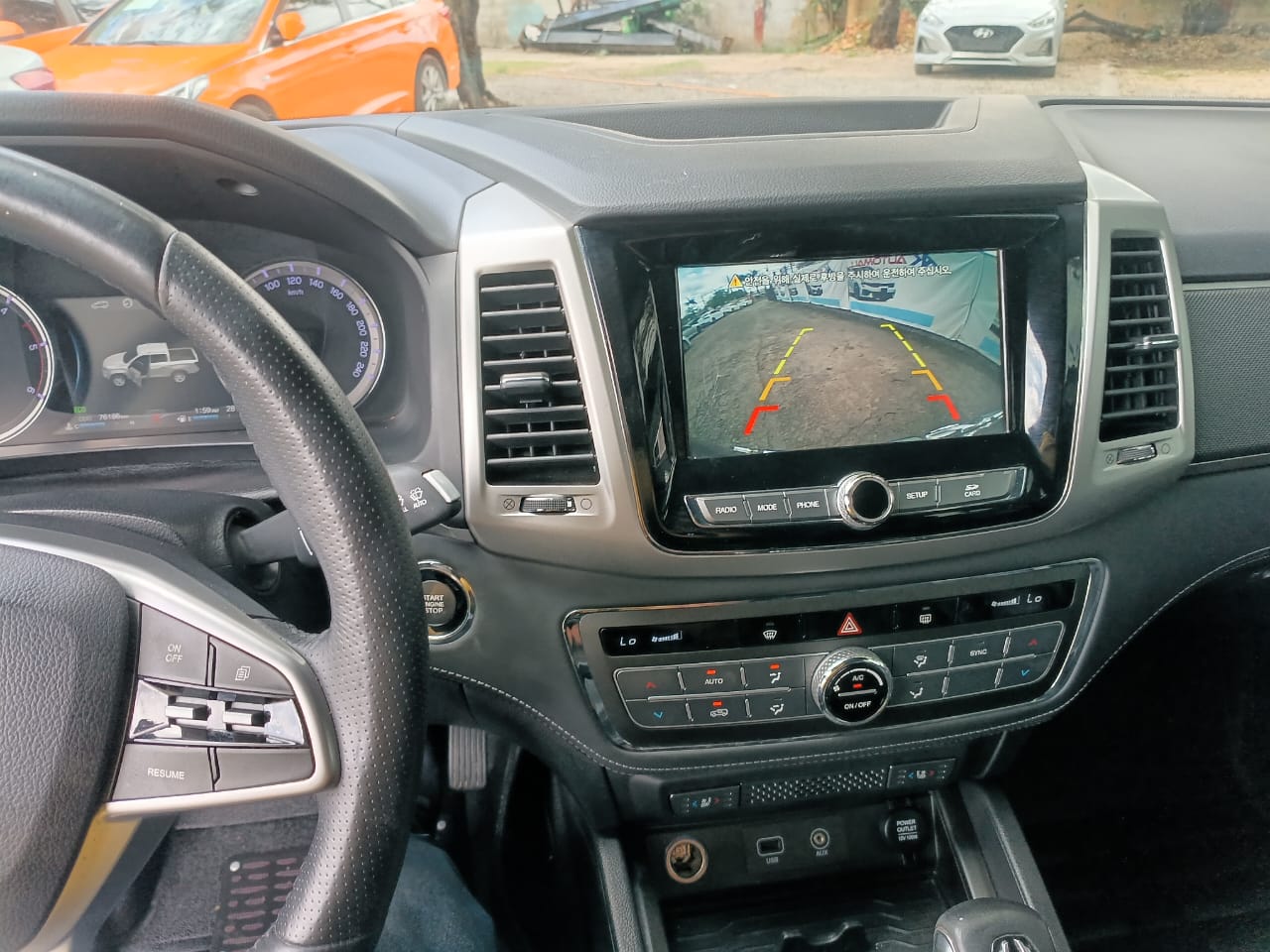 jeepetas y camionetas - KGM REXTON 2019 GRIS OSCURO DIESEL 4