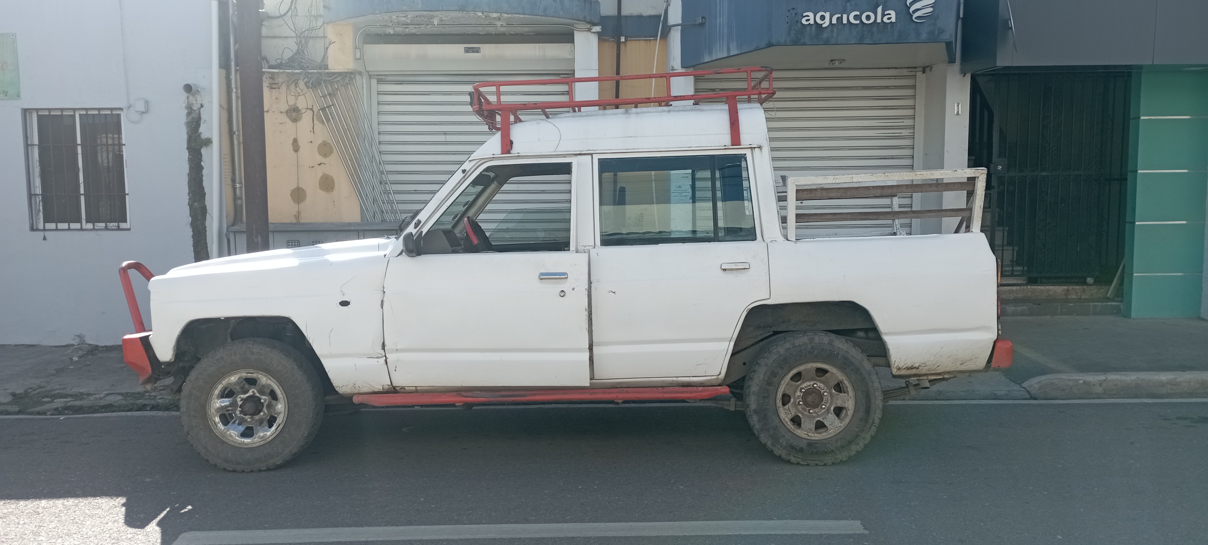 jeepetas y camionetas - Nissan de oportunidad compré un camión  1
