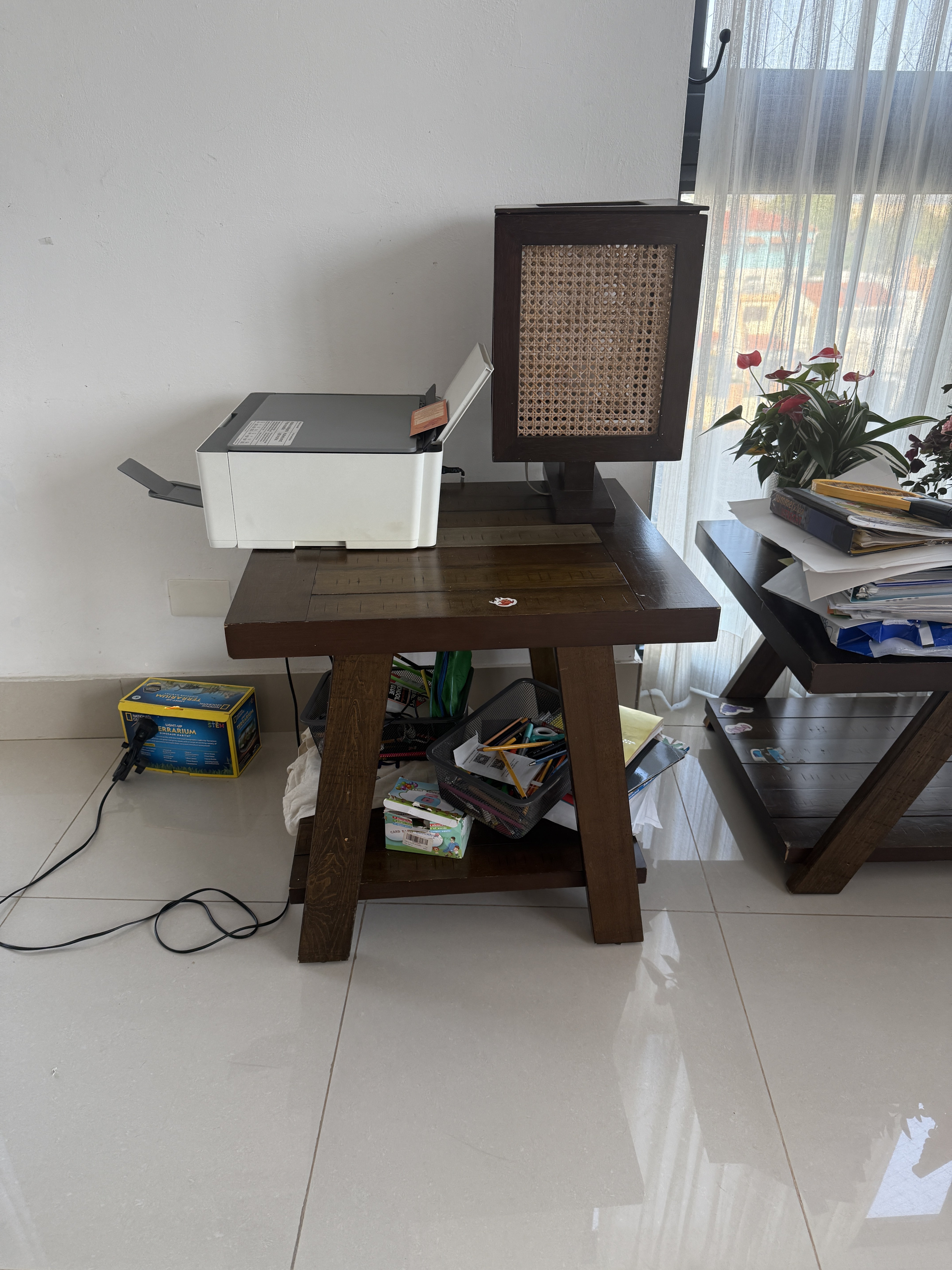 muebles y colchones - SE VENDE SET DE 3 MESAS DE MADERA – CENTRO DE SALA, RECIBIDOR Y ESQUINERA 8