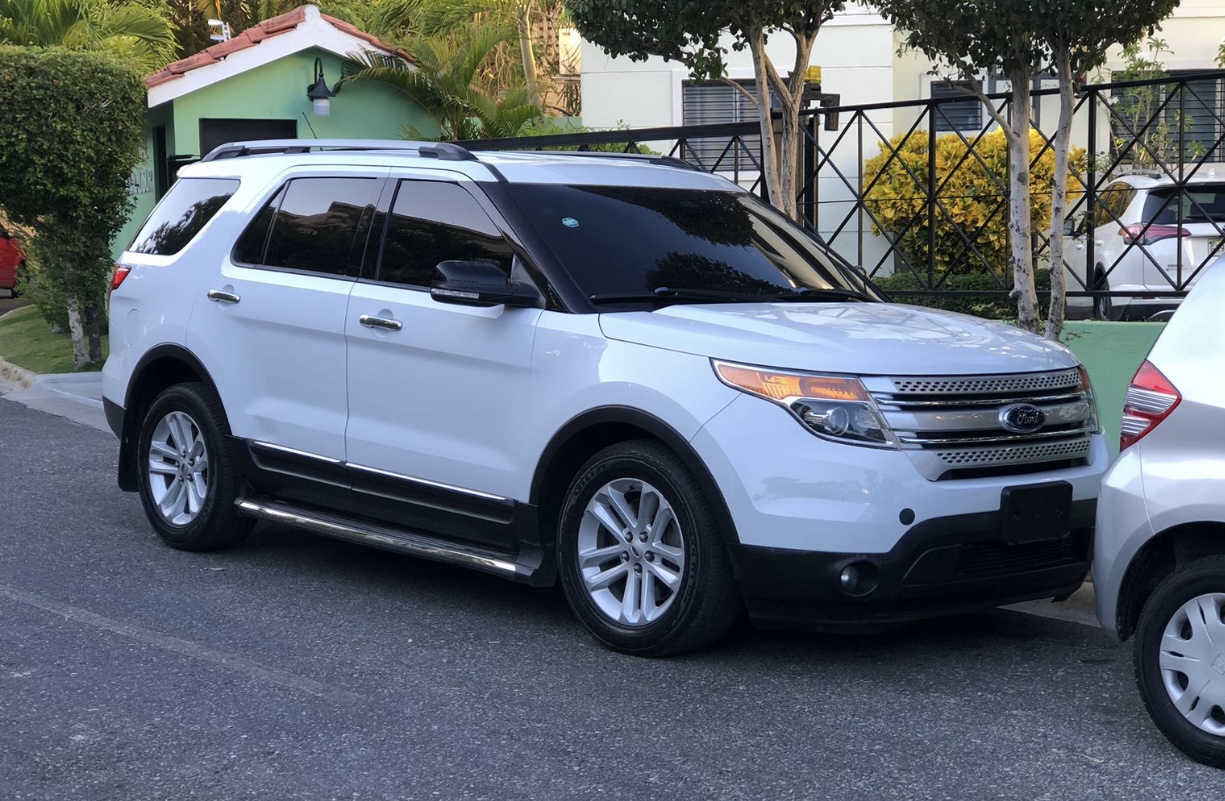jeepetas y camionetas - FORD EXPLORER 2015 5