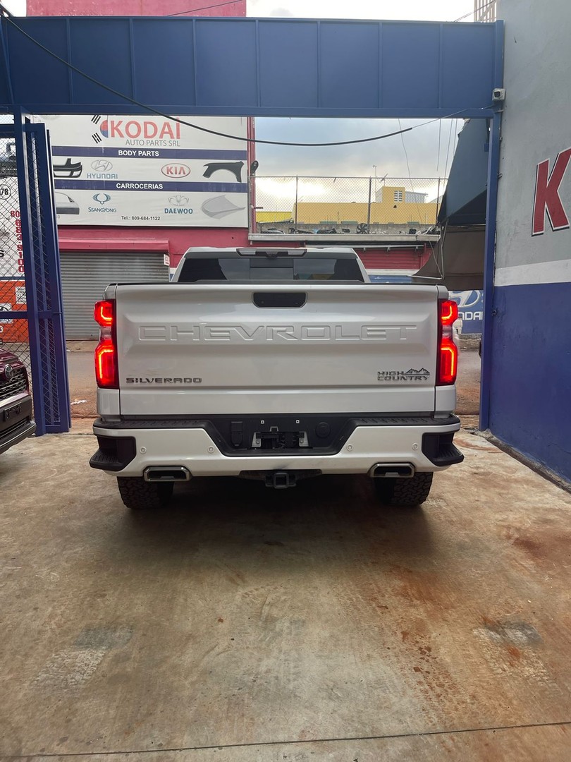 jeepetas y camionetas - Chevrolet Silverado High Country Duramax 2020 6