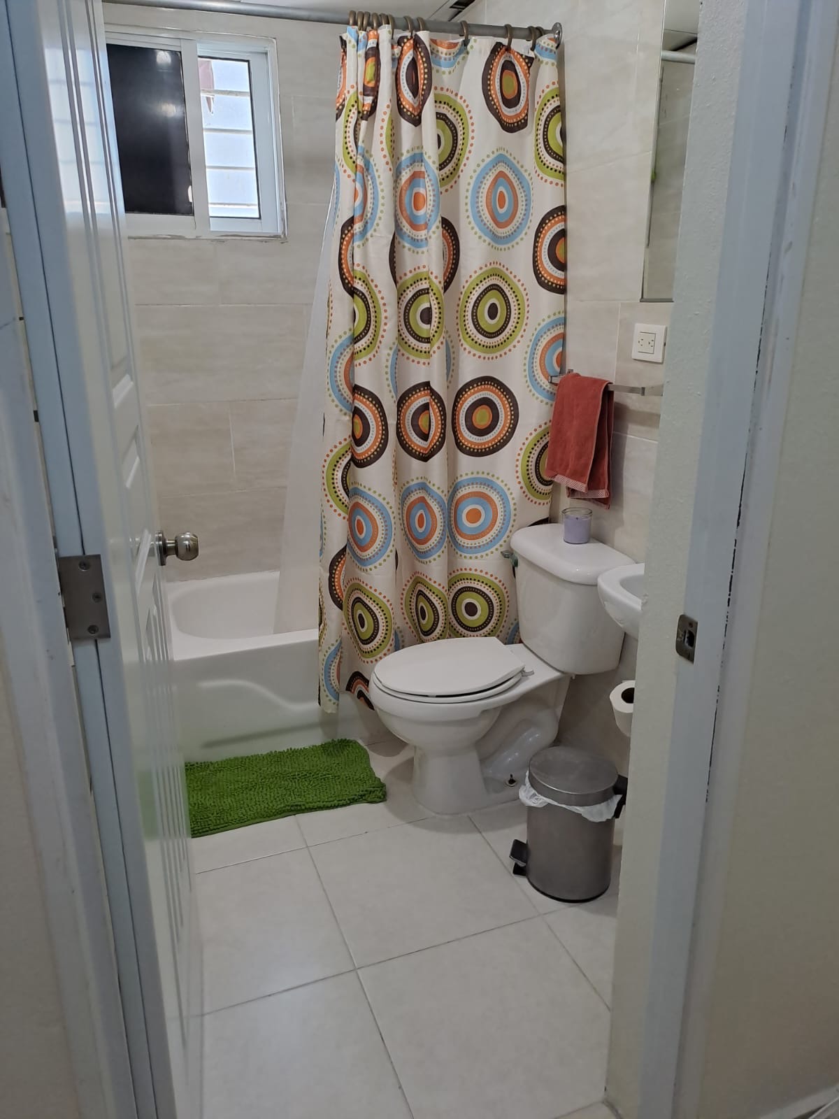 apartamentos - Apartamento en 2do nivel excelente, 3.7 Neg  4