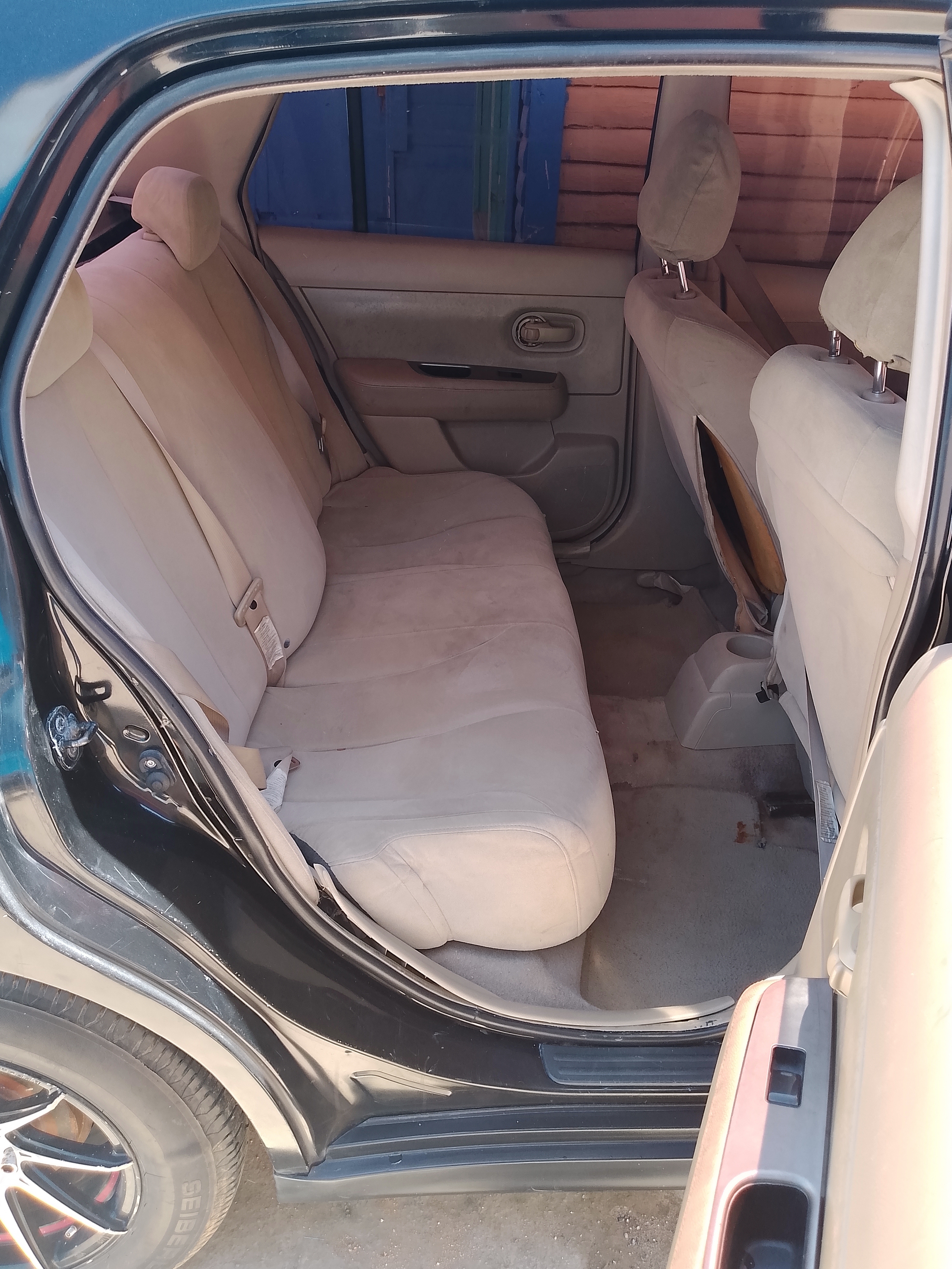 carros - Nissan versa 2009 1