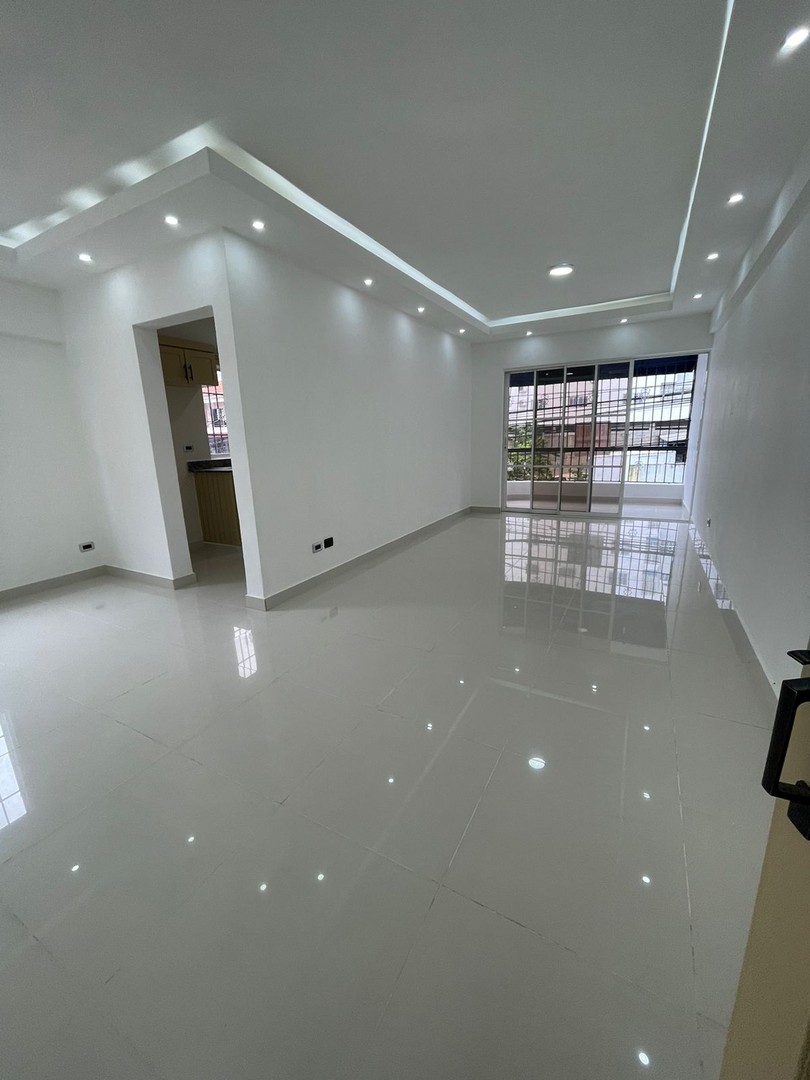 apartamentos - Se vende apartamento en Villa Aura 1