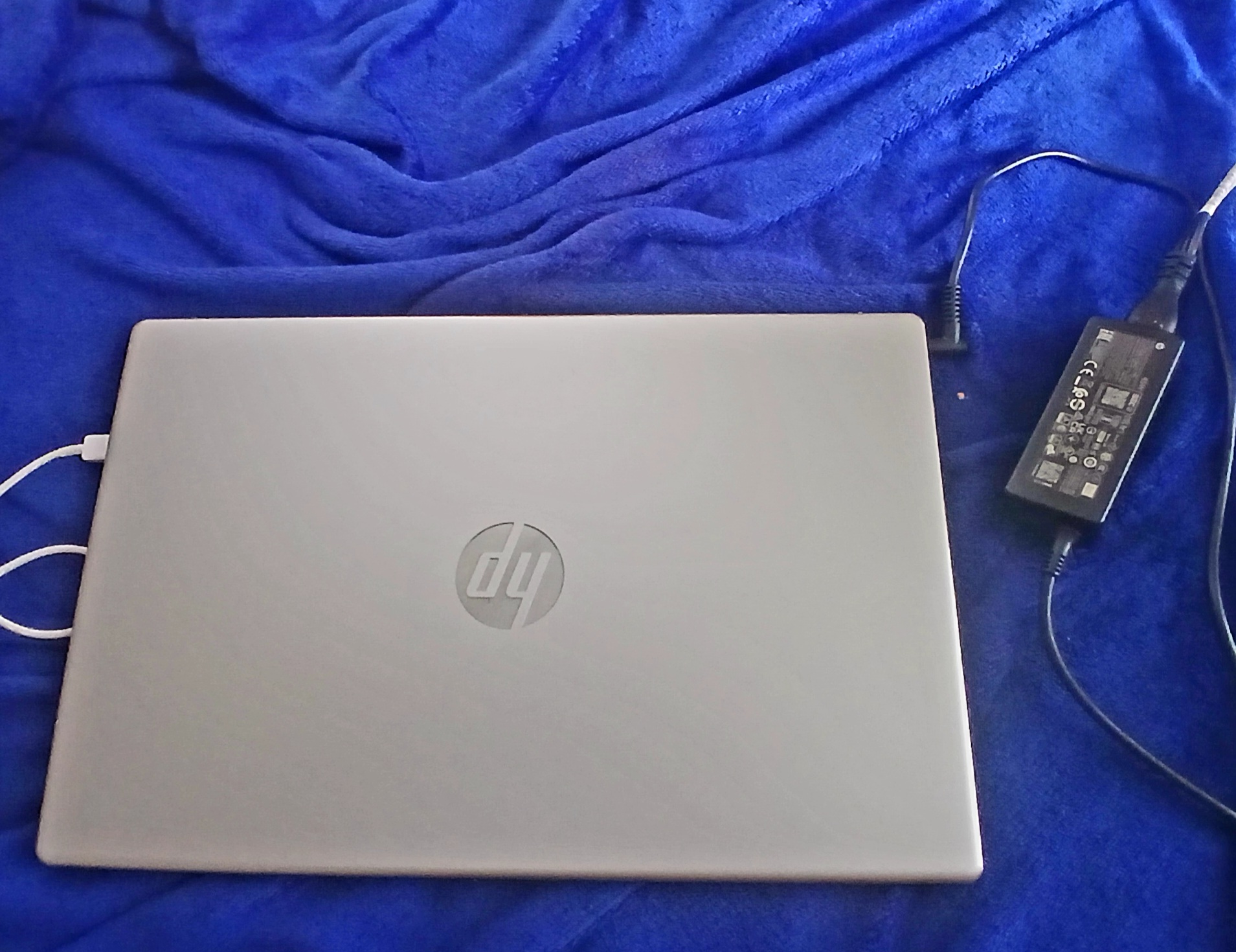 computadoras y laptops - Hp hp ryzen 5 7520u 16gb ram 0