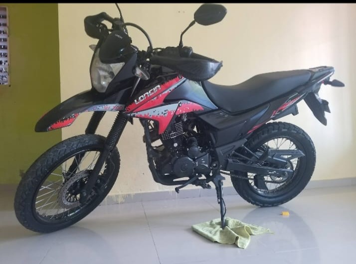 motores y pasolas - El loncin pruss 200 más nuevo 3
