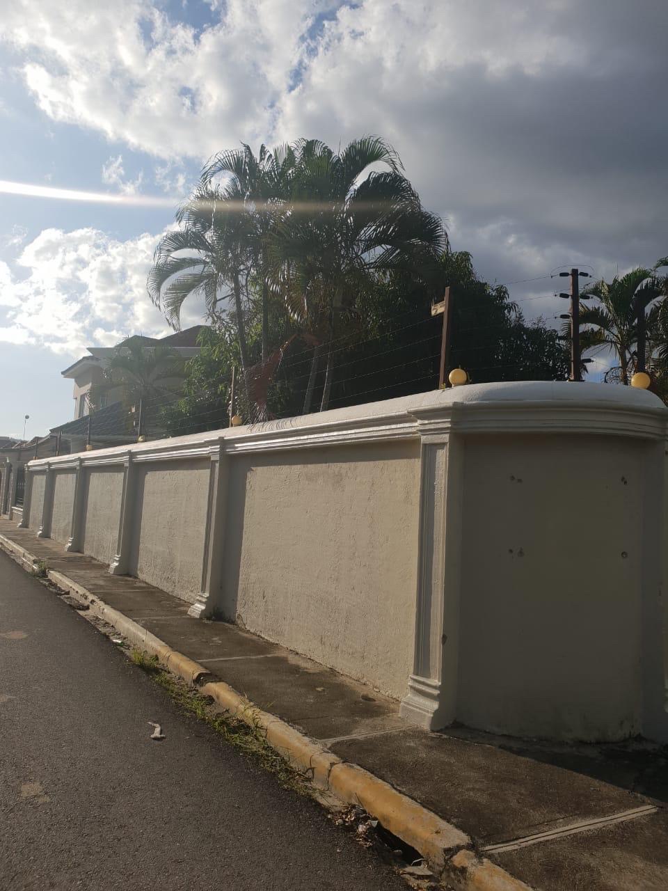 casas - Casa de Oportunidad, En la Vega  1
