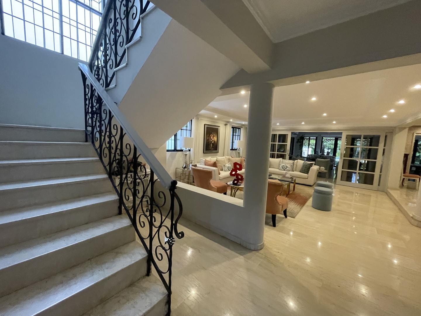 casas - Cuesta Hermosa ll amplia casa venta y alquiler de 4 habitaciones  1
