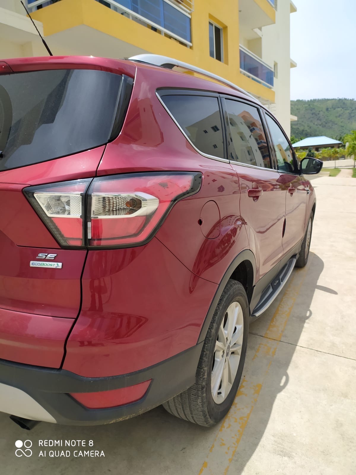 jeepetas y camionetas - Ford Escape 2017 Negociable  3