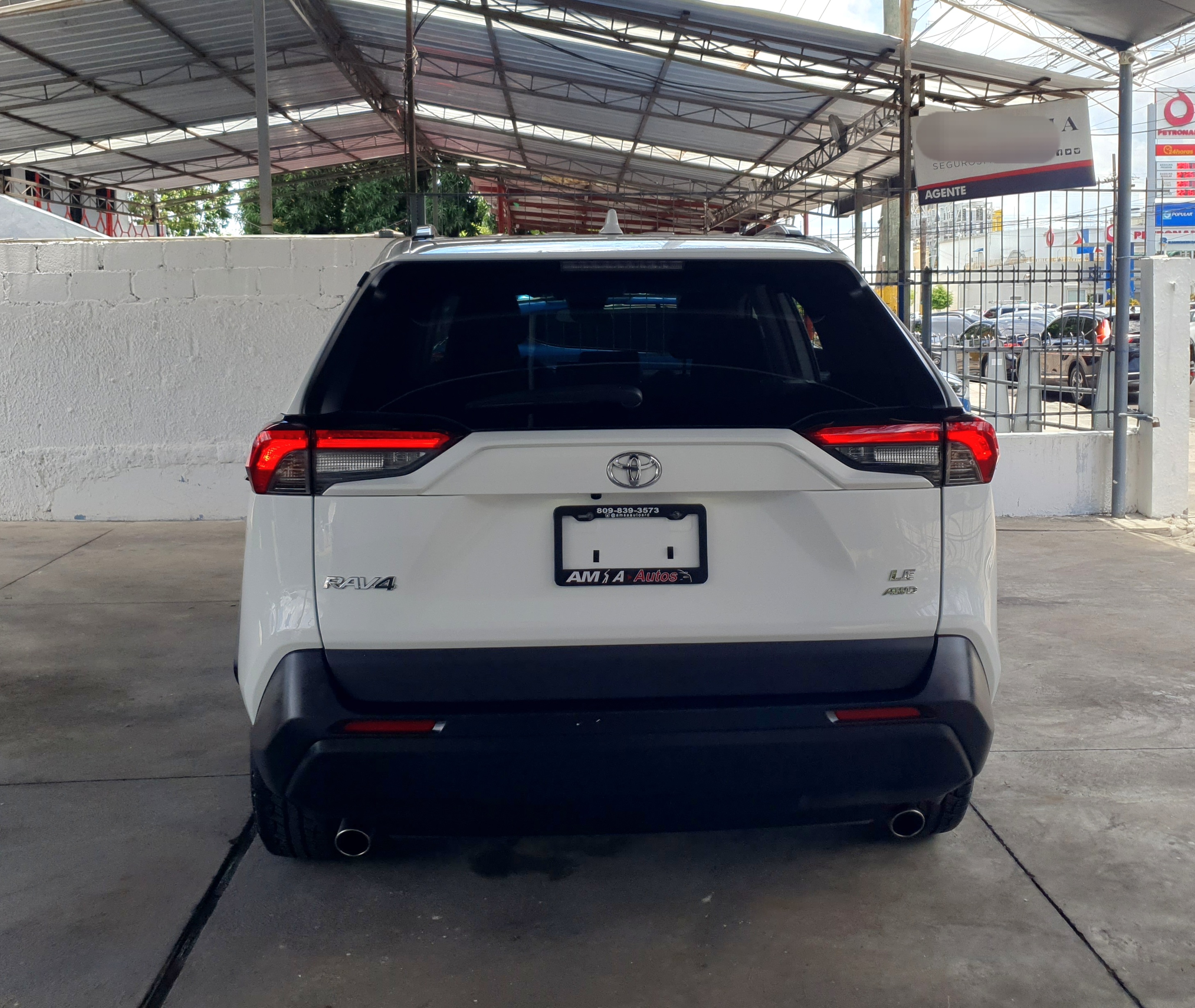 jeepetas y camionetas - TOYOTA RAV4 2022 RECIEN IMPORTADA CLEAN  3