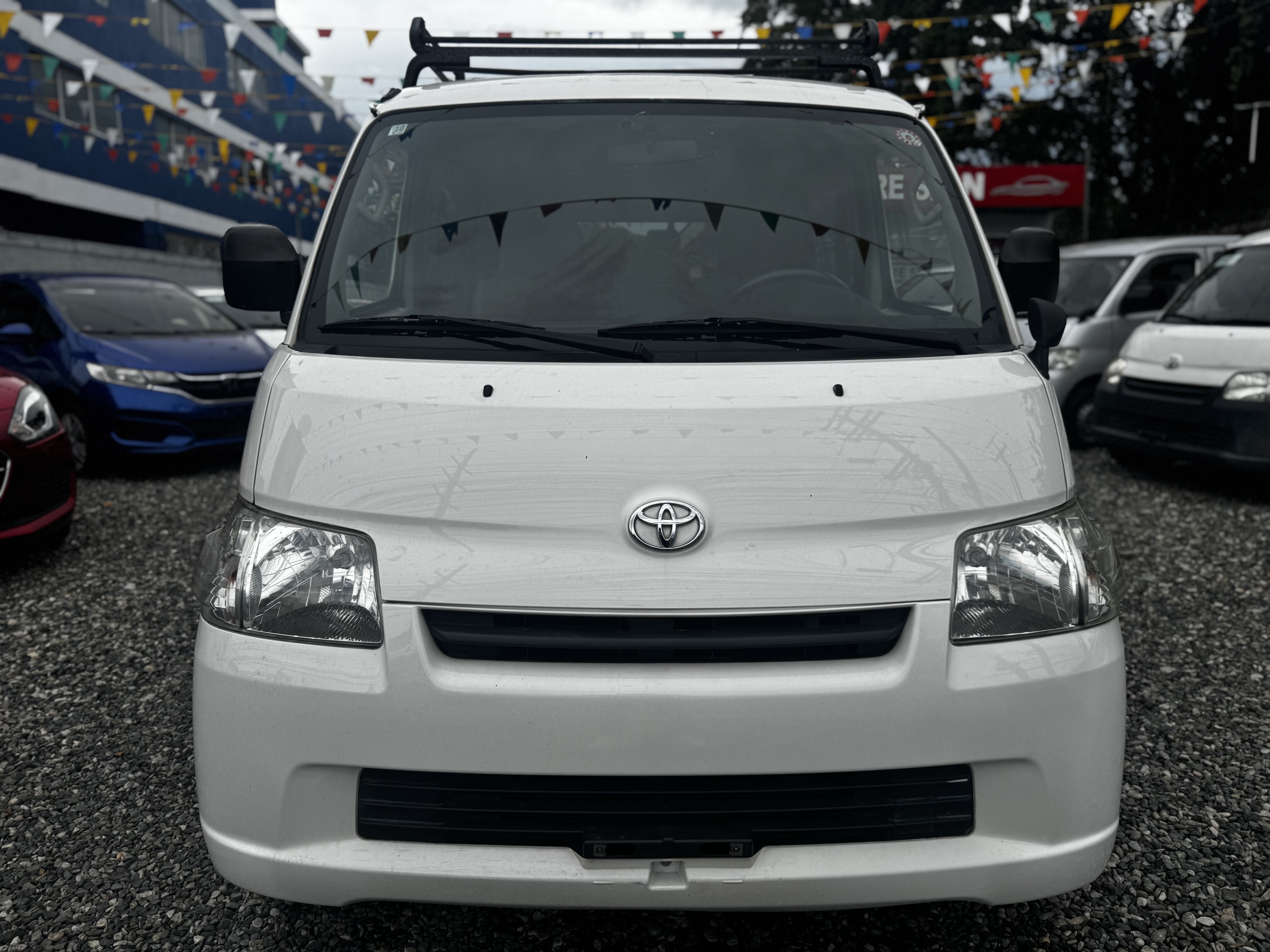 jeepetas y camionetas - Toyota Town Ace 2019  0