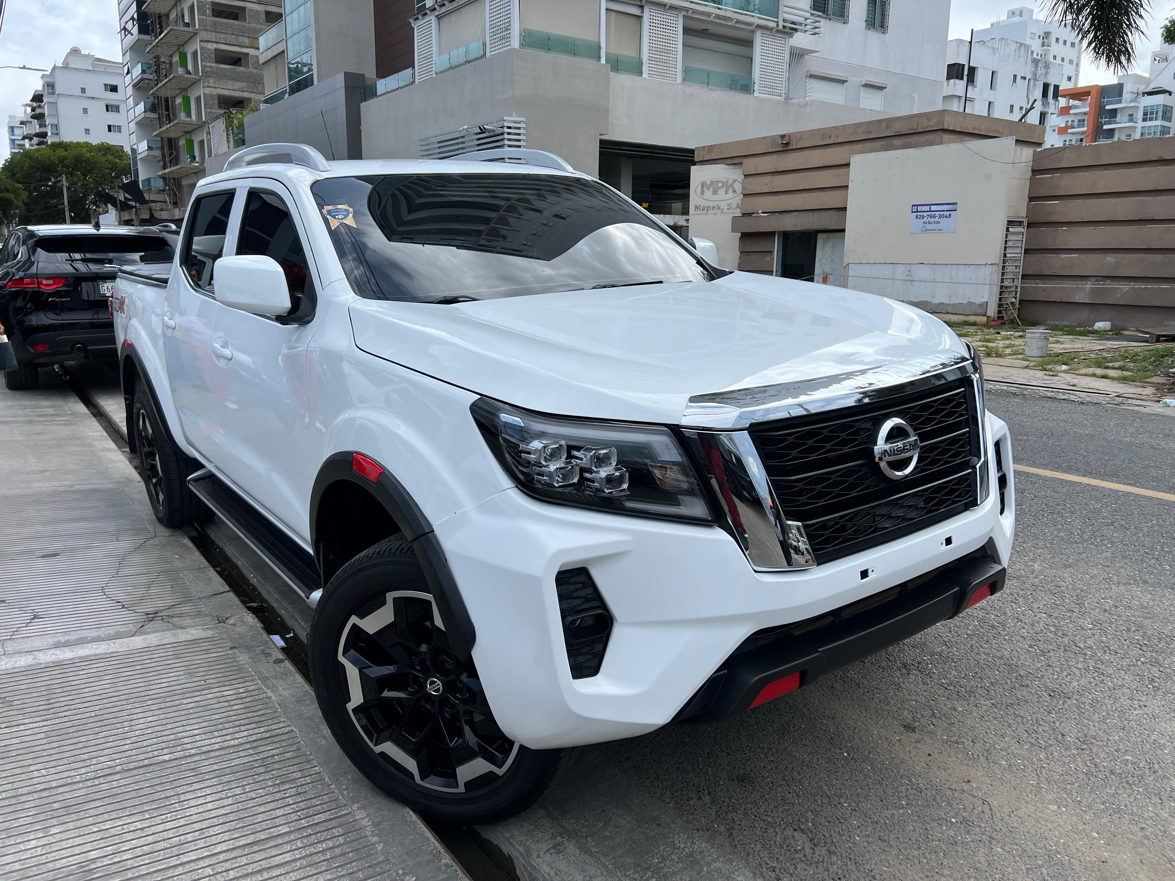 jeepetas y camionetas - Nissan Frontier NP300 2019 Modificada 2