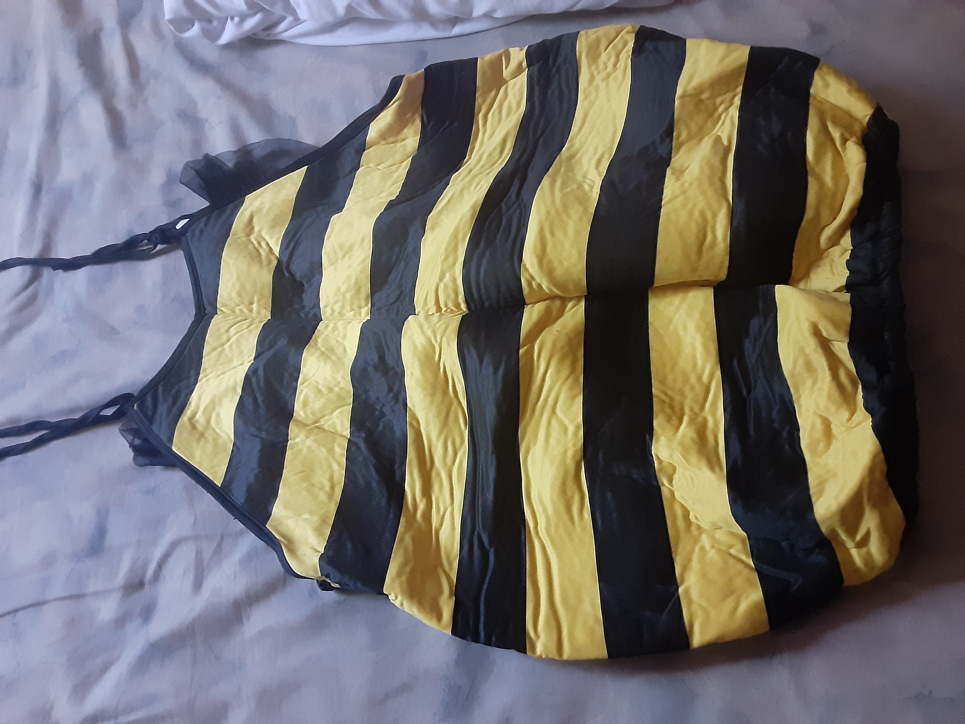 ropa y zapatos - Abeja- Bee- Disfraz 1