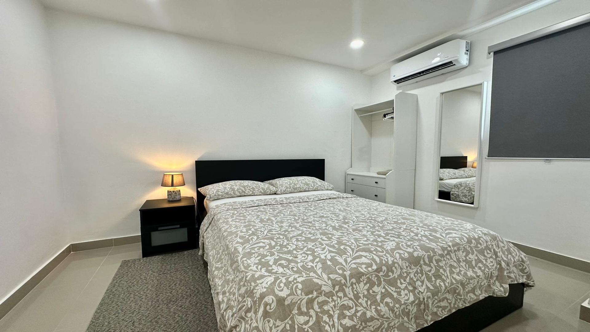 apartamentos - Apartamento en primer nivel con patio en venta, Avenida Independencia 8
