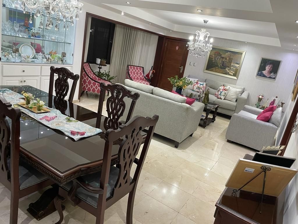 apartamentos - ¡VENDO Apartamento clásico 1er piso en bella vista