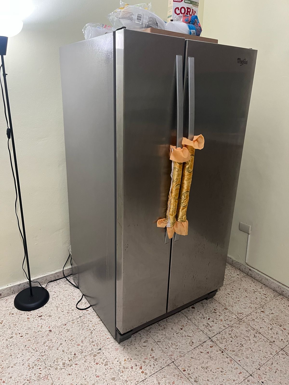 cocina - Nevera grande Whirlpool usada