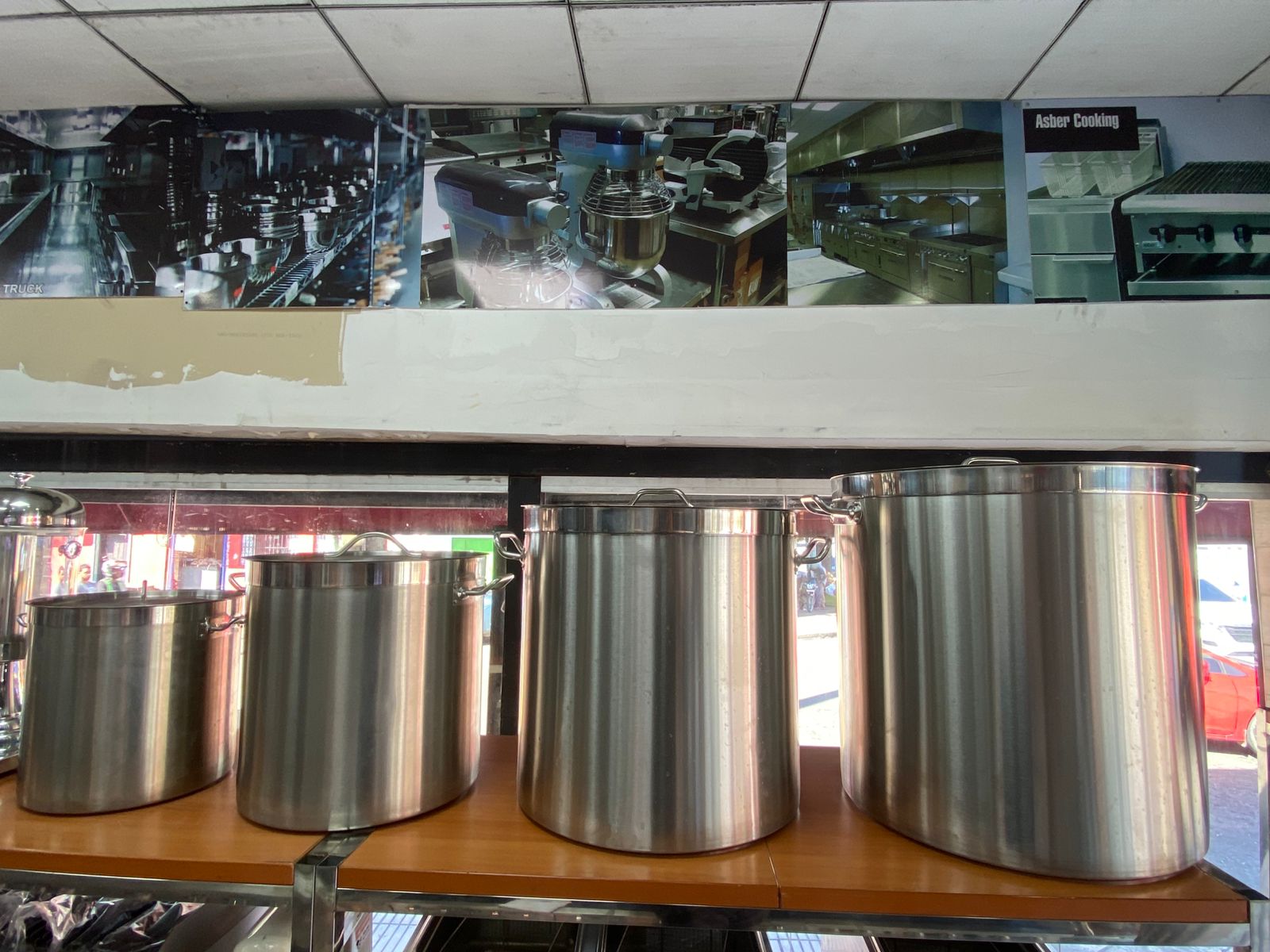 equipos profesionales - Ollas en Acero Inoxidable de 50 qts a 140 qts.  1