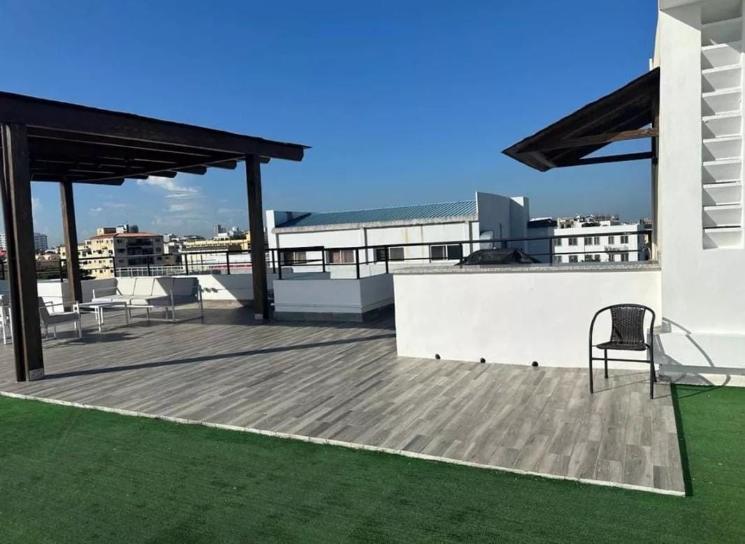 apartamentos - VENTA DE PENTHOUSE EN EL SECTOR EL MILLÓN/ CONDOMINIO ENSANCHE QUISQUEYA
US$240,