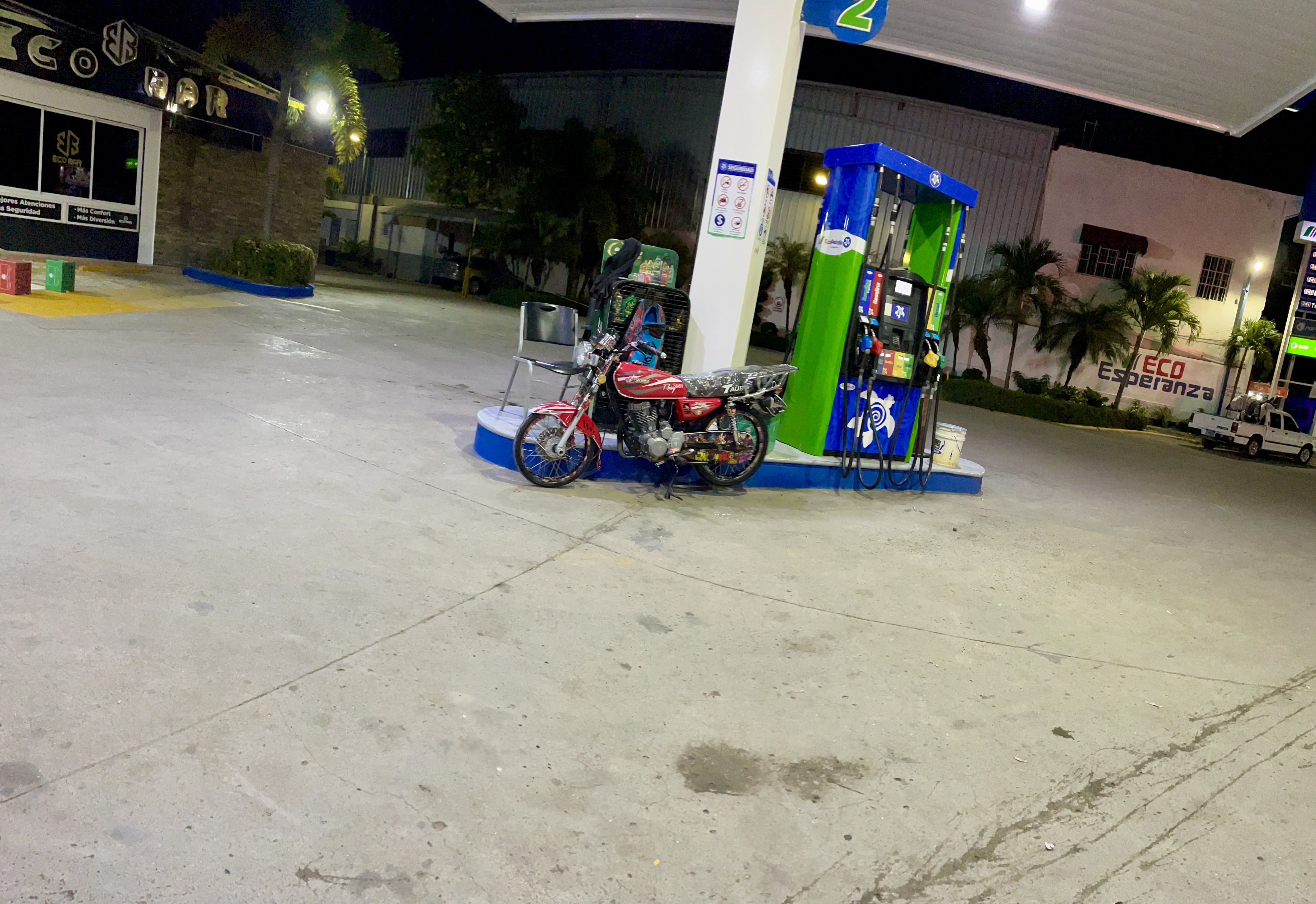 motores y pasolas - Se vende Tauro 200 estándar  2