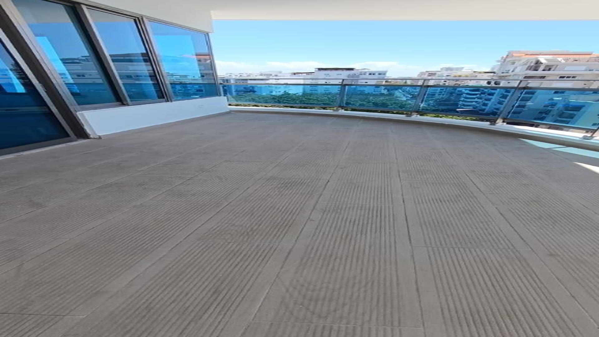 apartamentos - Urbanización Real, HERMOSA Torre con vista al mar, excelente distribución 2