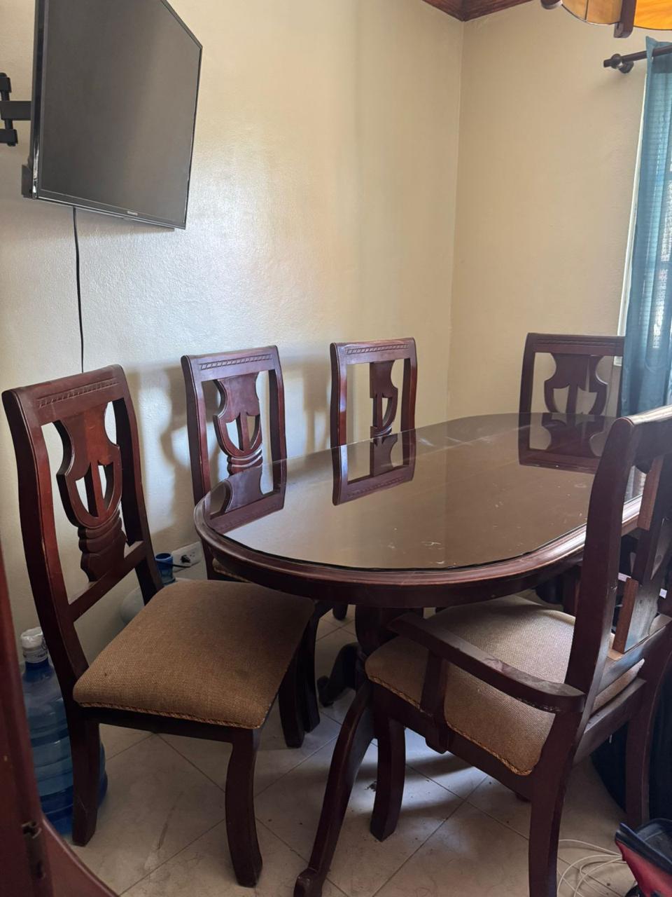 cocina - VENDO JUEGO DE COMEDOR ME VOY DE VIAJE