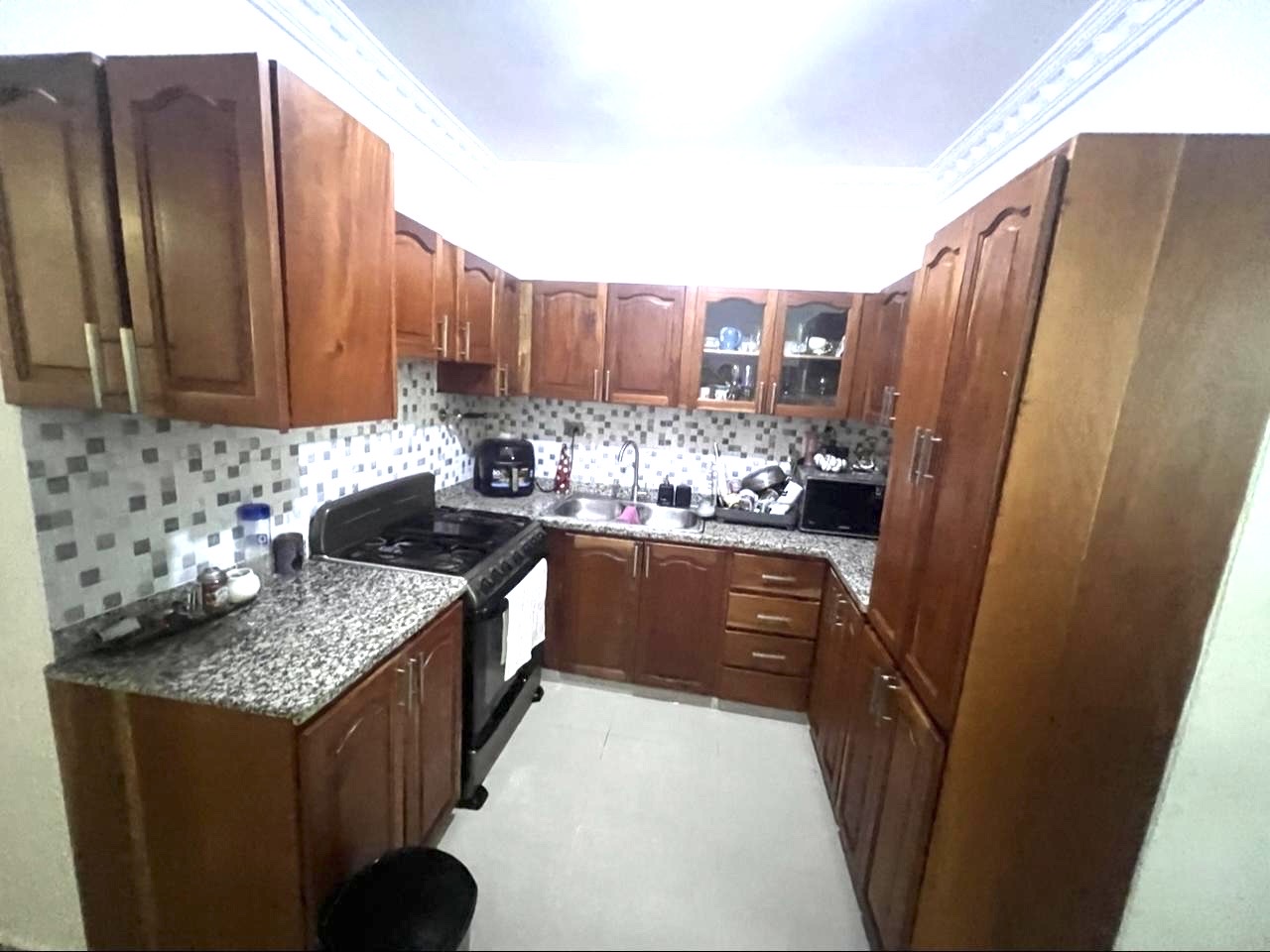 apartamentos - Vendo apartamento! En Alma Rosa primera 

Precio RD$9,300.000.00
 9