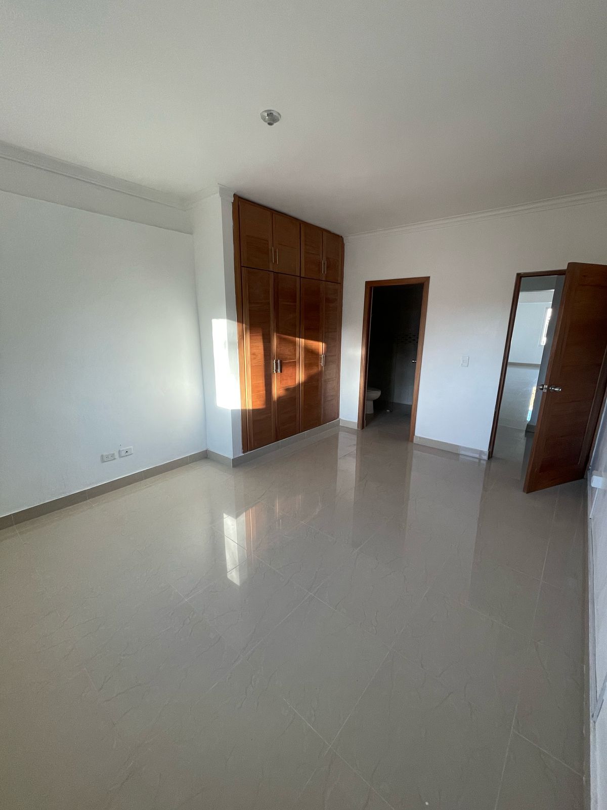 apartamentos - Apartamento en alquiler en Tropical del Este 5