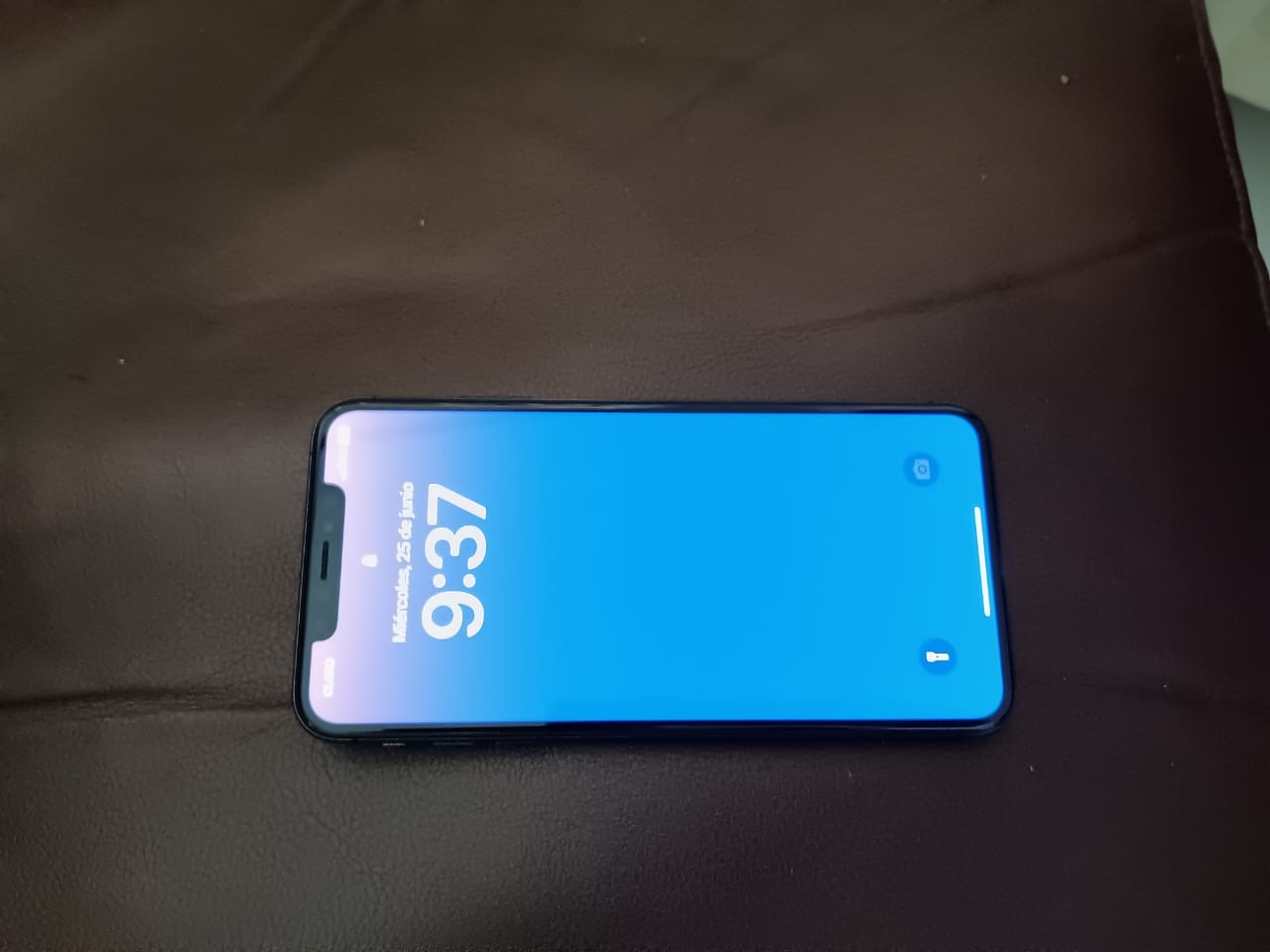 celulares y tabletas - iPhone 10 pro excelentes condiciones