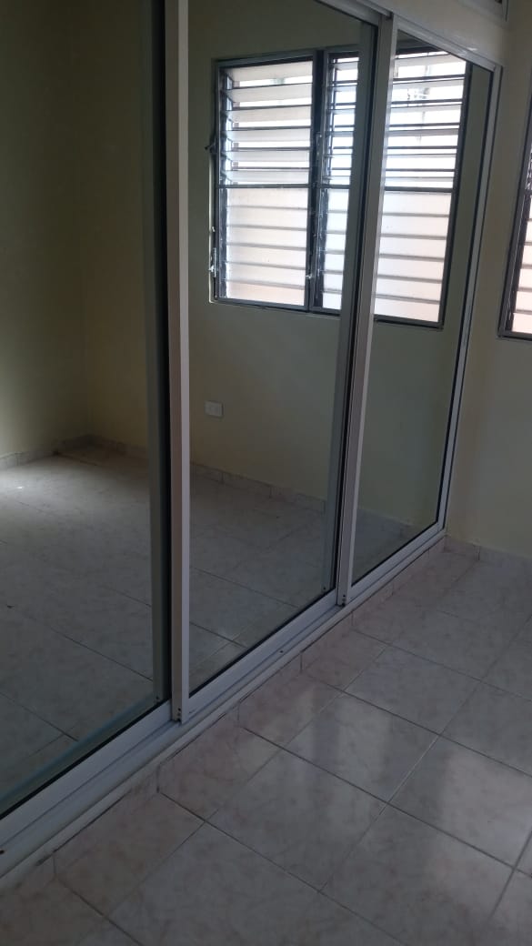 casas - Casa en alquiler Santo Domingo Oeste 5 m Carrefour 6