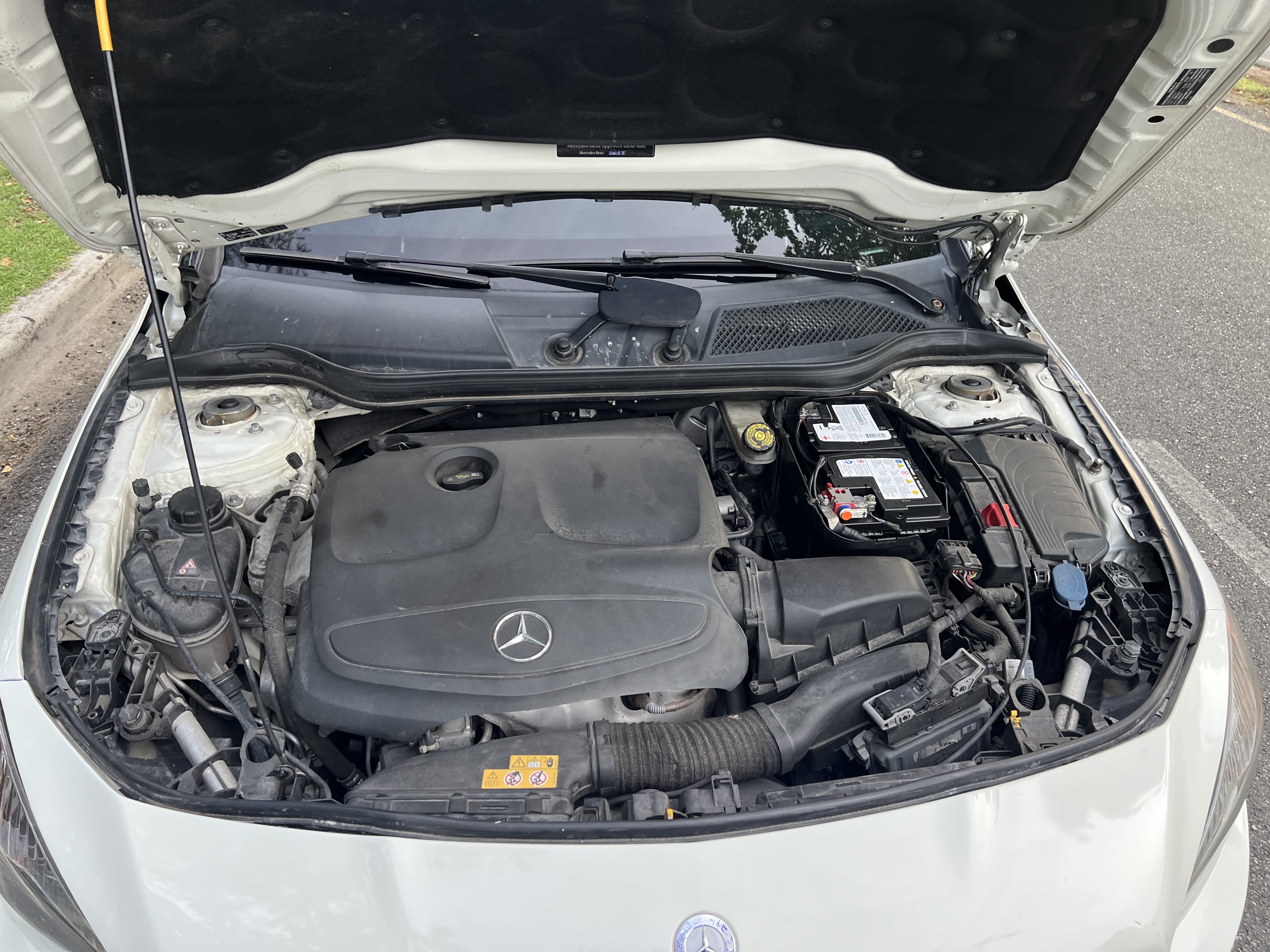 carros - Mercedes benz CLA250 4 matic vendo totalidad o traspaso  9