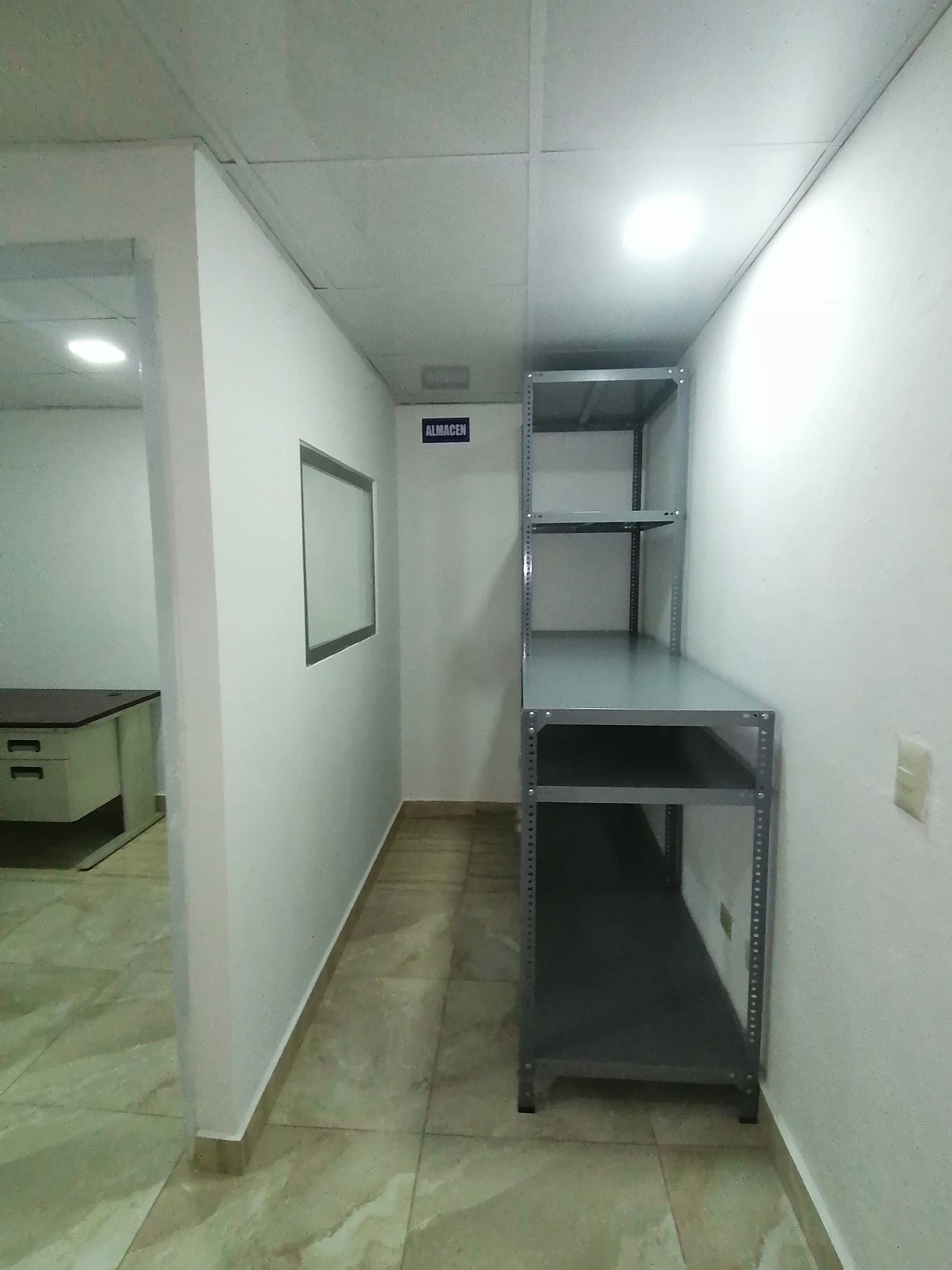 casas - Propiedad en venta con 2 Viviendas Local comercial 2