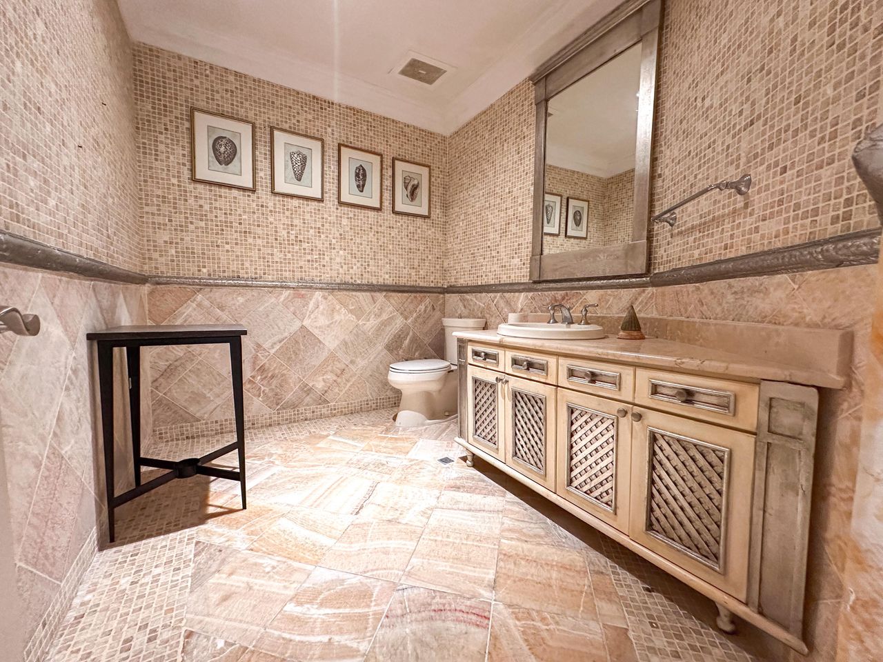 apartamentos - En venta apto amueblado con vista al mar  7