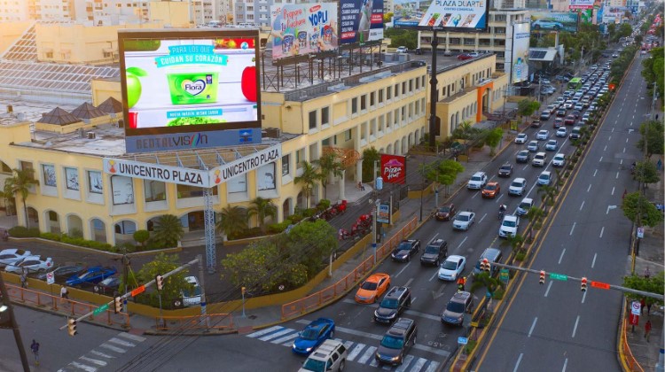 oficinas y locales comerciales - Local en Piantini Unicentro Plaza 9
